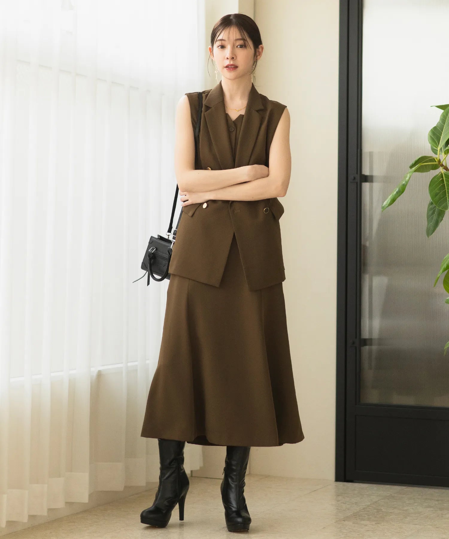 df10005_brown_08.webp