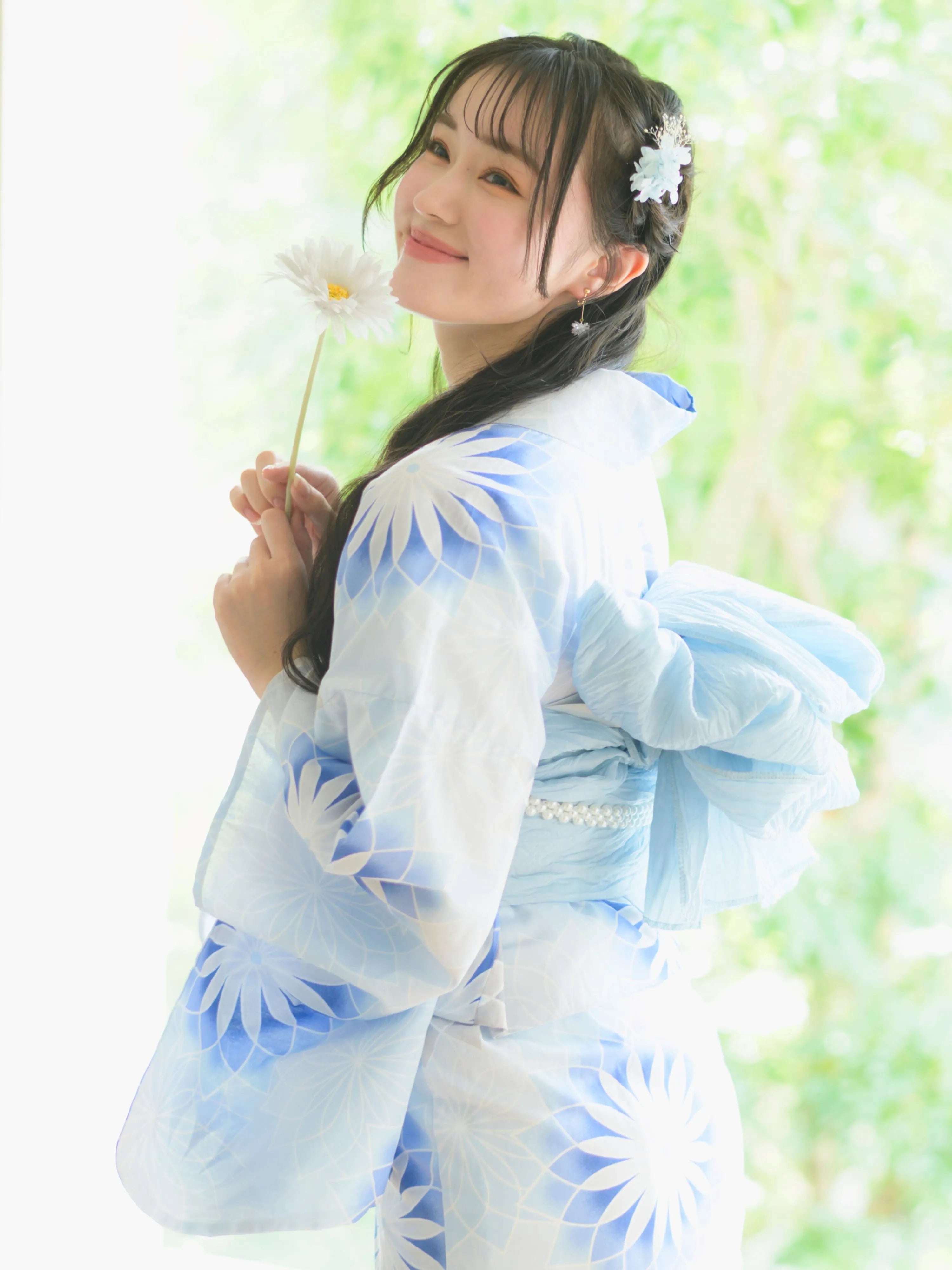 Rebloombrand_special_C01-04.webp