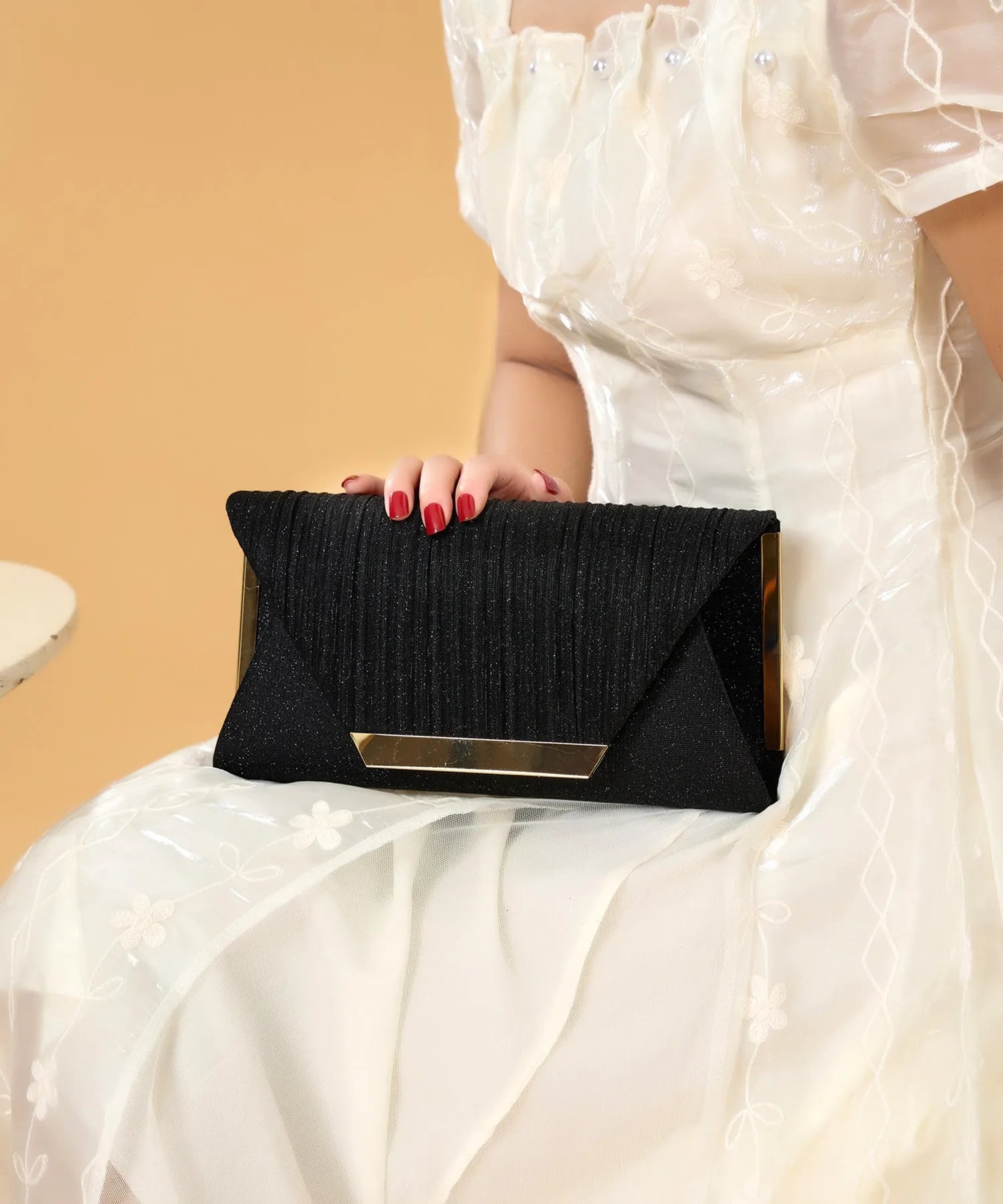 acbg-0352x_black_00.webp