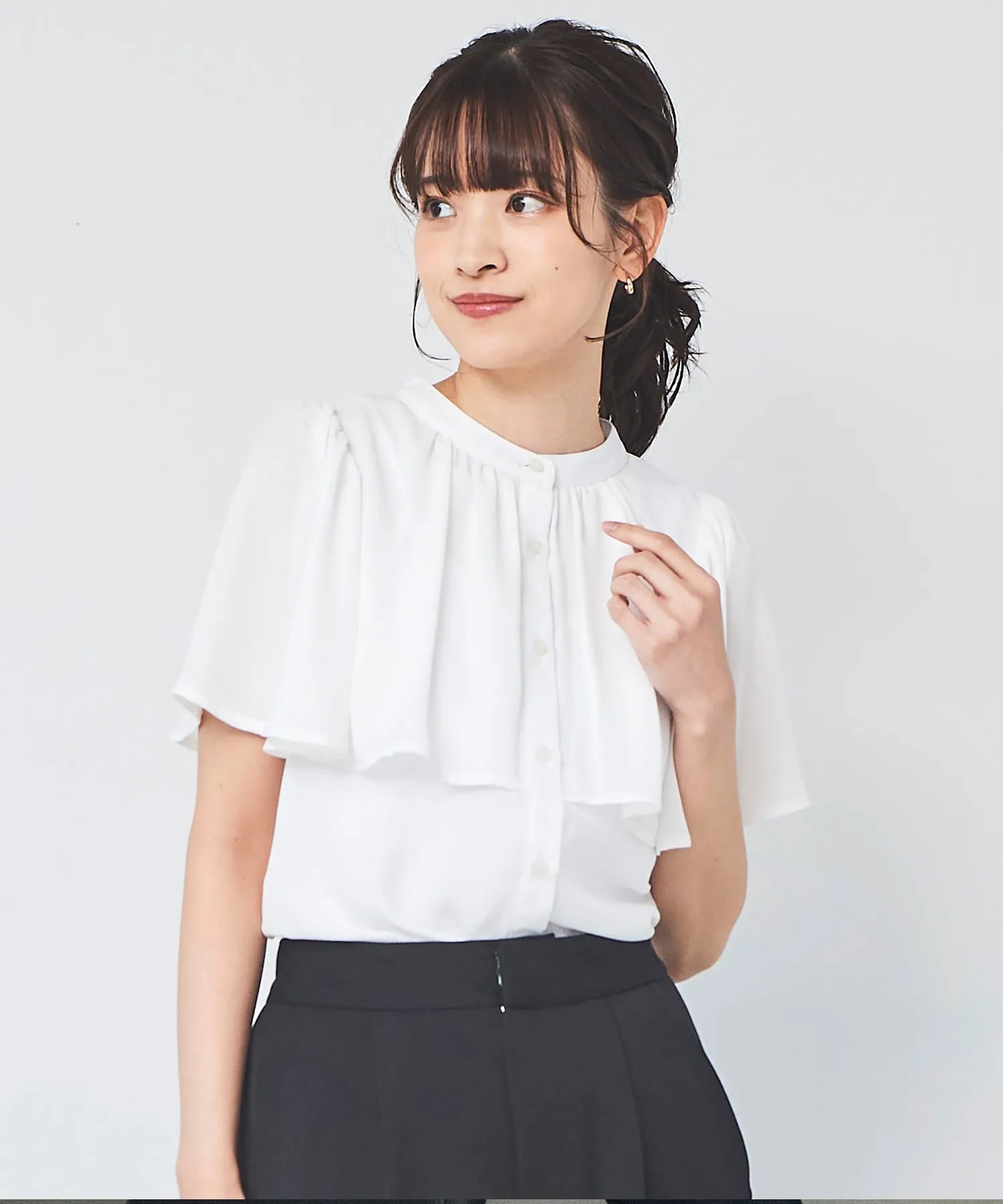 db0015_white_00.webp