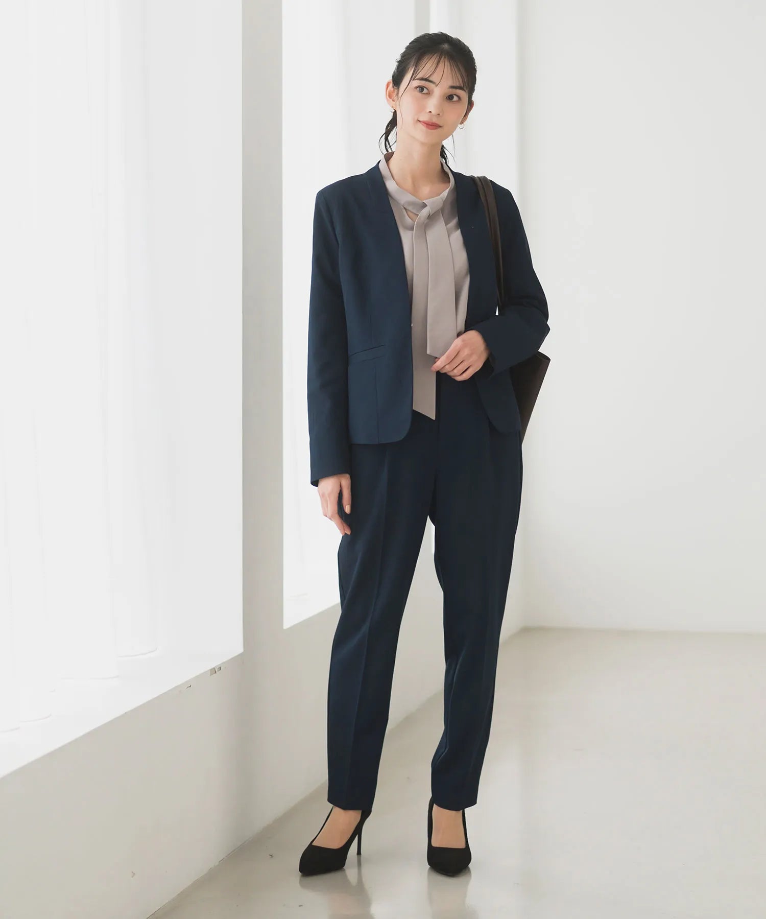モダンノーカラージャケット・パンツセットアップ 2点セット – shop-celen モダンノーカラージャケット・パンツセットアップ 2点セット – shop-celen