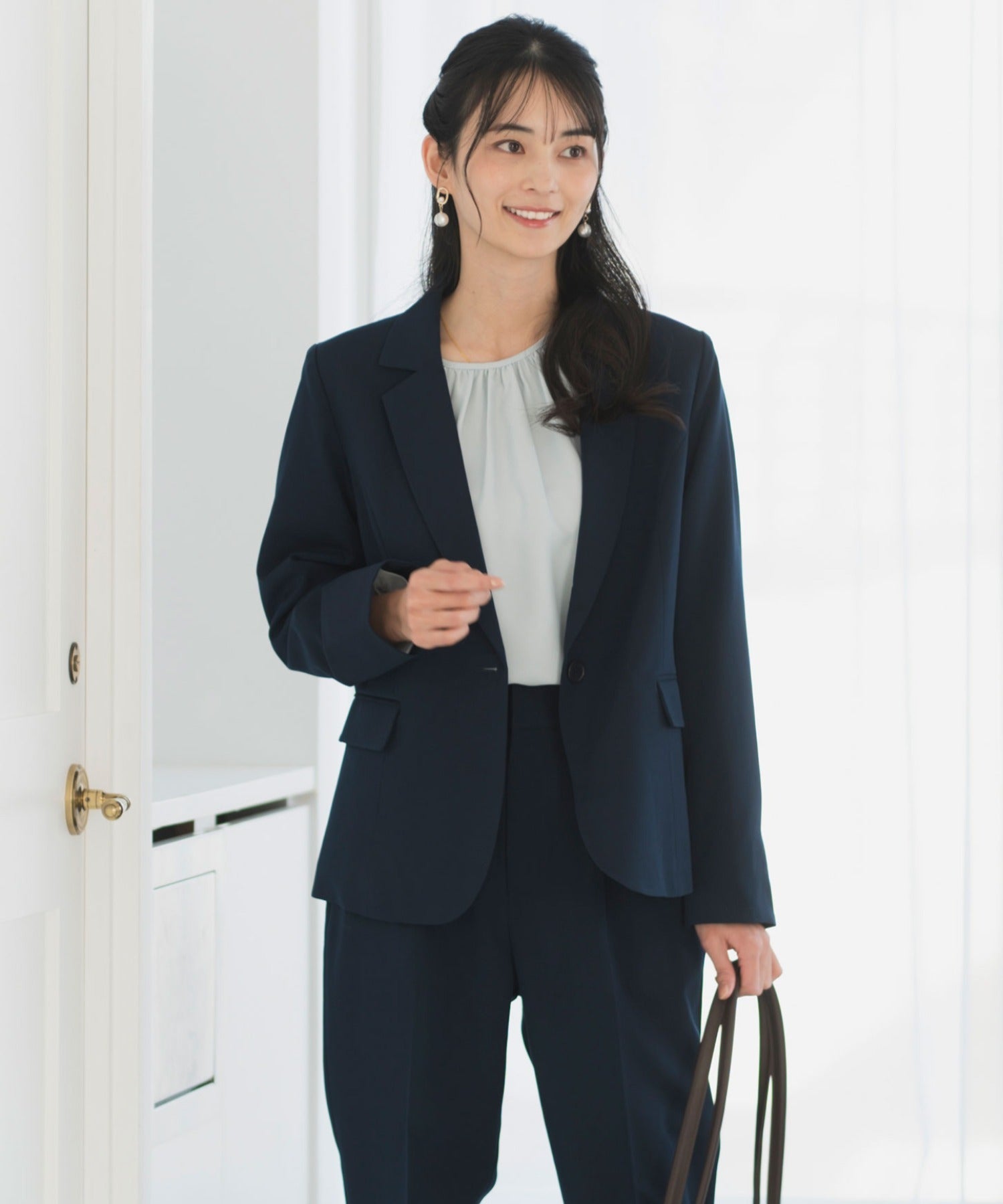 《2025新作》【洗える/防シワ/UV/花粉防止/オフィスカジュアル】ストレッチテーラードジャケット・タックセンタープレスパンツ 2点セット