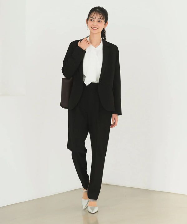 ストレッチテーラードジャケット・タックセンタープレスパンツ 2点セット