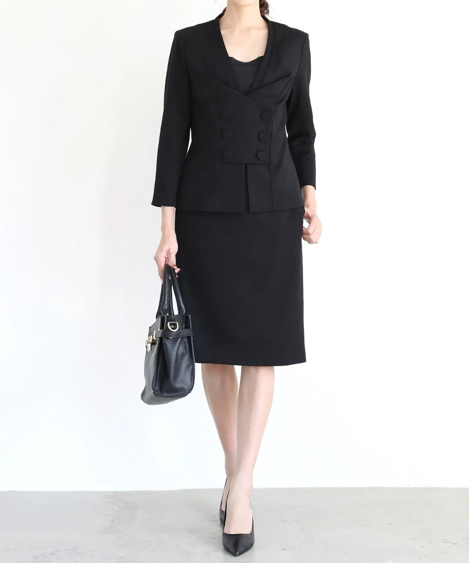 df0059skn_black_00.webp