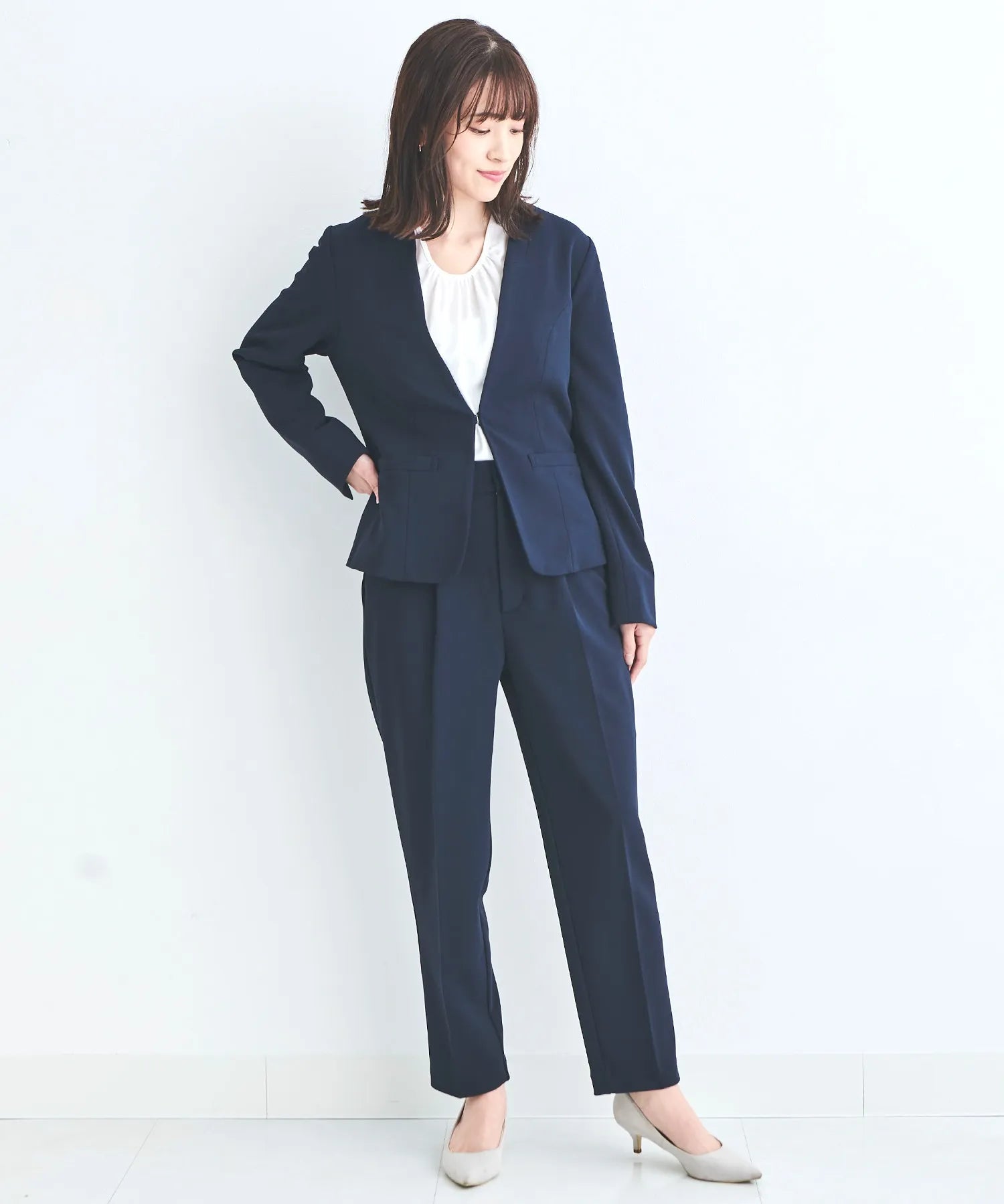 ノーカラージャケット・タックセンタープレスパンツ 2点セット