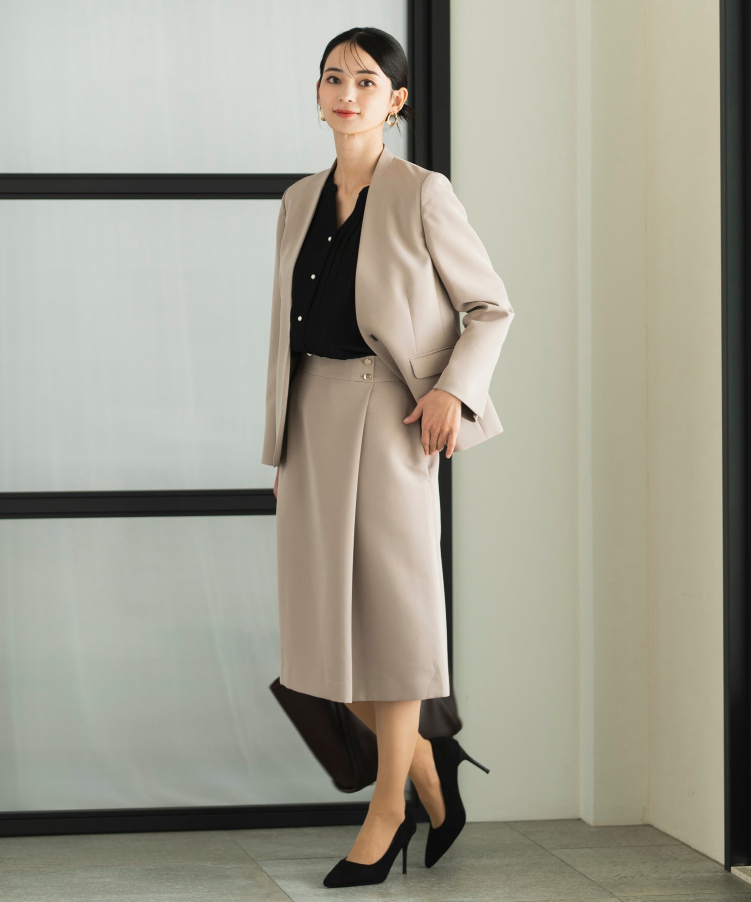 df10002_00_beige_8e86583e-6e53-4f48-a53f-6a42f90fa845.jpg