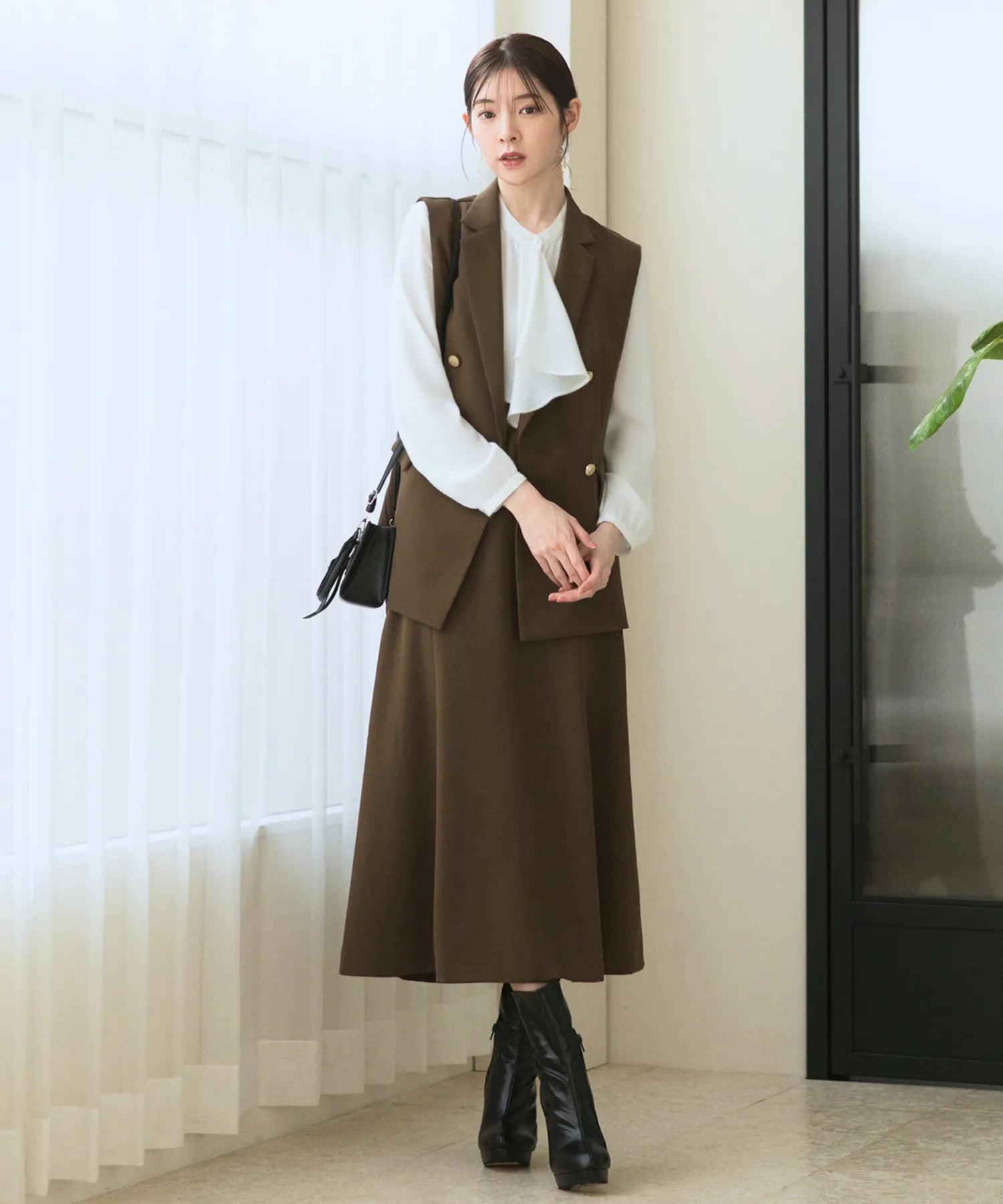 df10005_brown_b1.webp