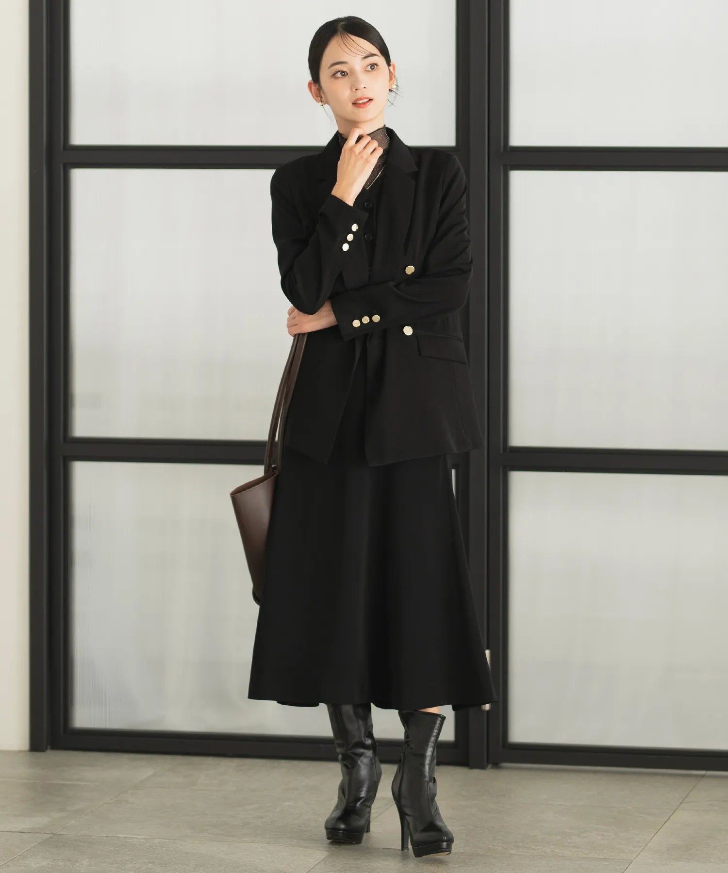 df19002_black_04.webp