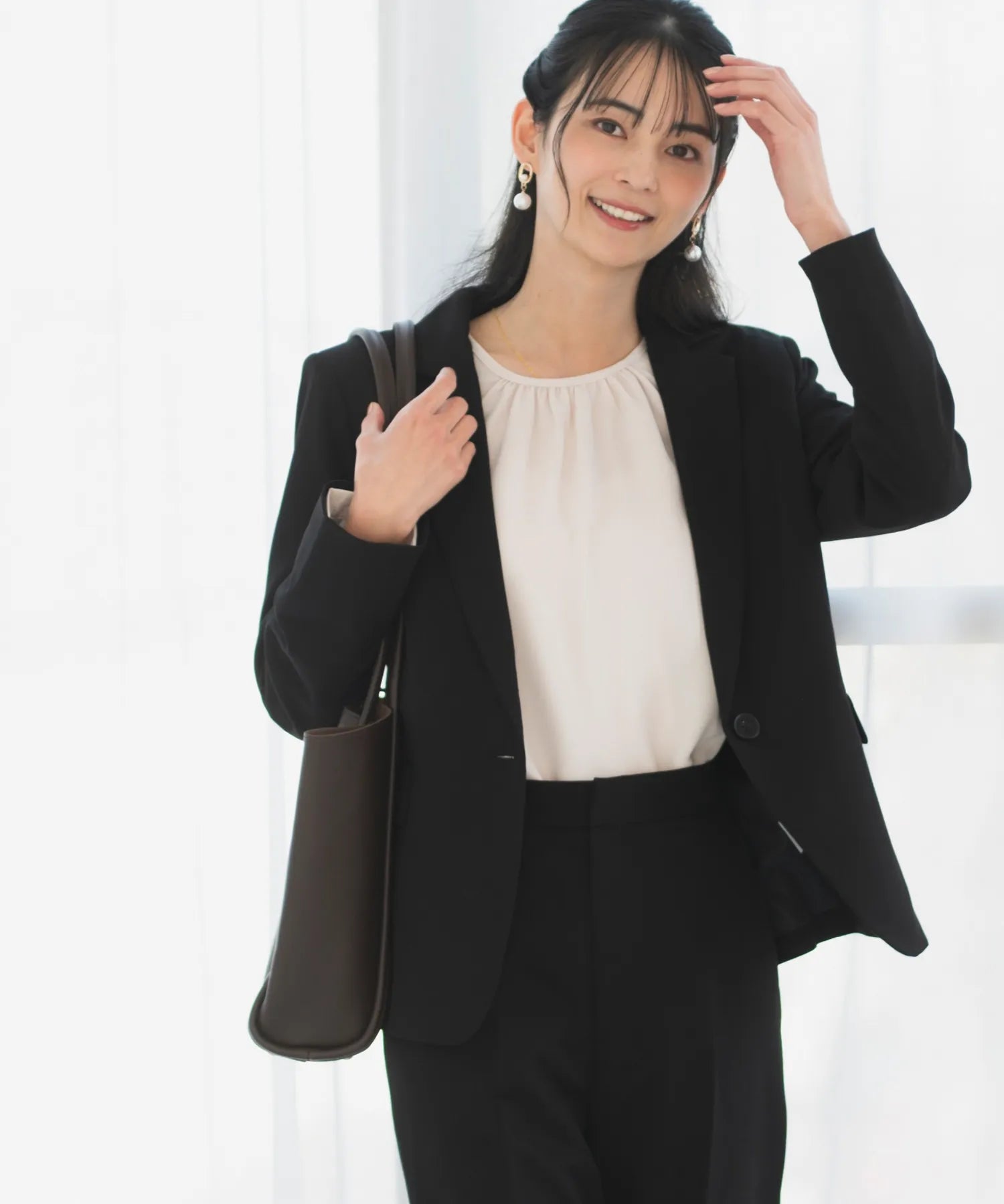《2025新作》【オフィスカジュアル/洗える/防シワ/UV/花粉防止】シンプルテーラードジャケット 単品