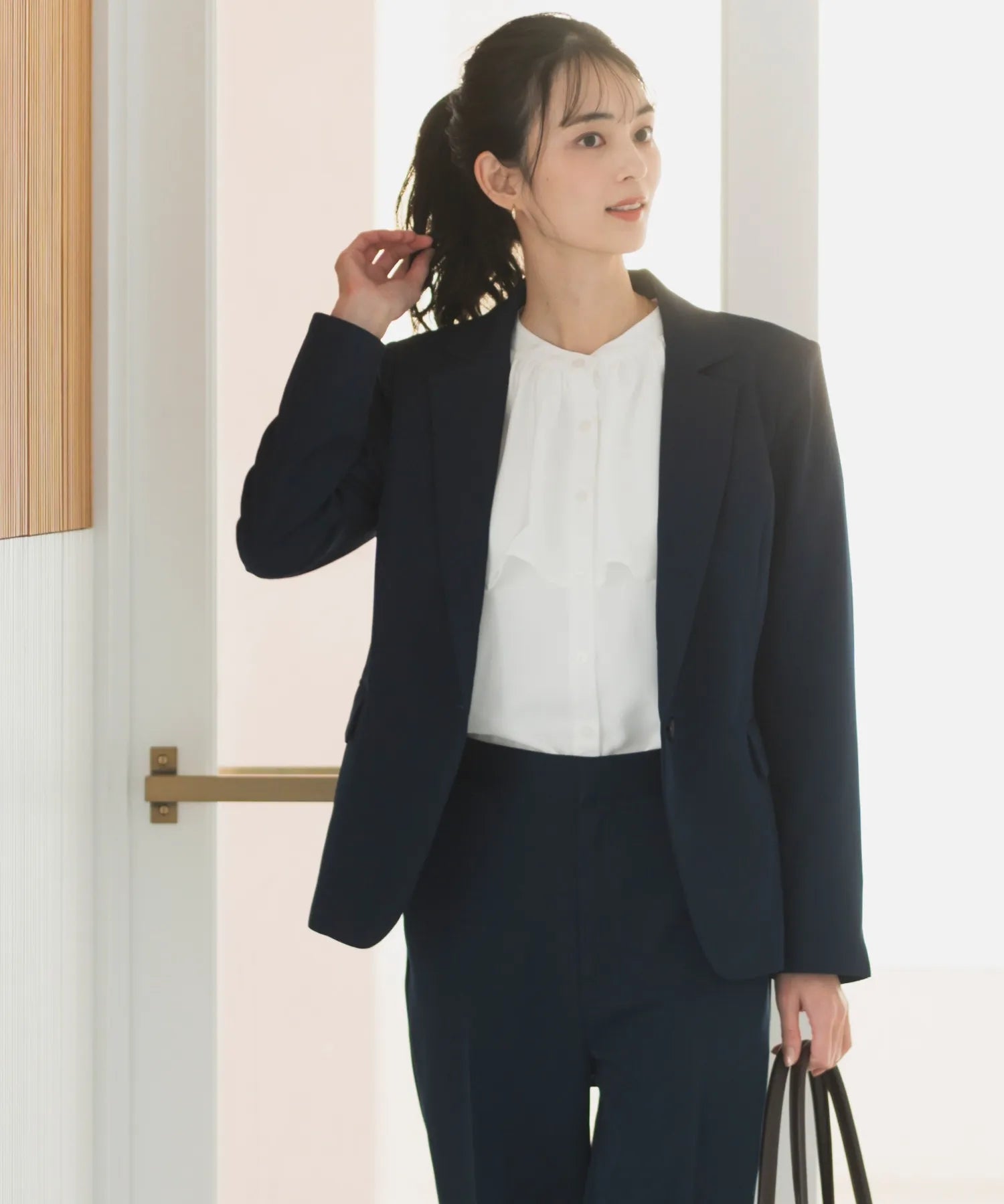 《2025新作》【オフィスカジュアル/洗える/防シワ/UV/花粉防止】シンプルテーラードジャケット 単品