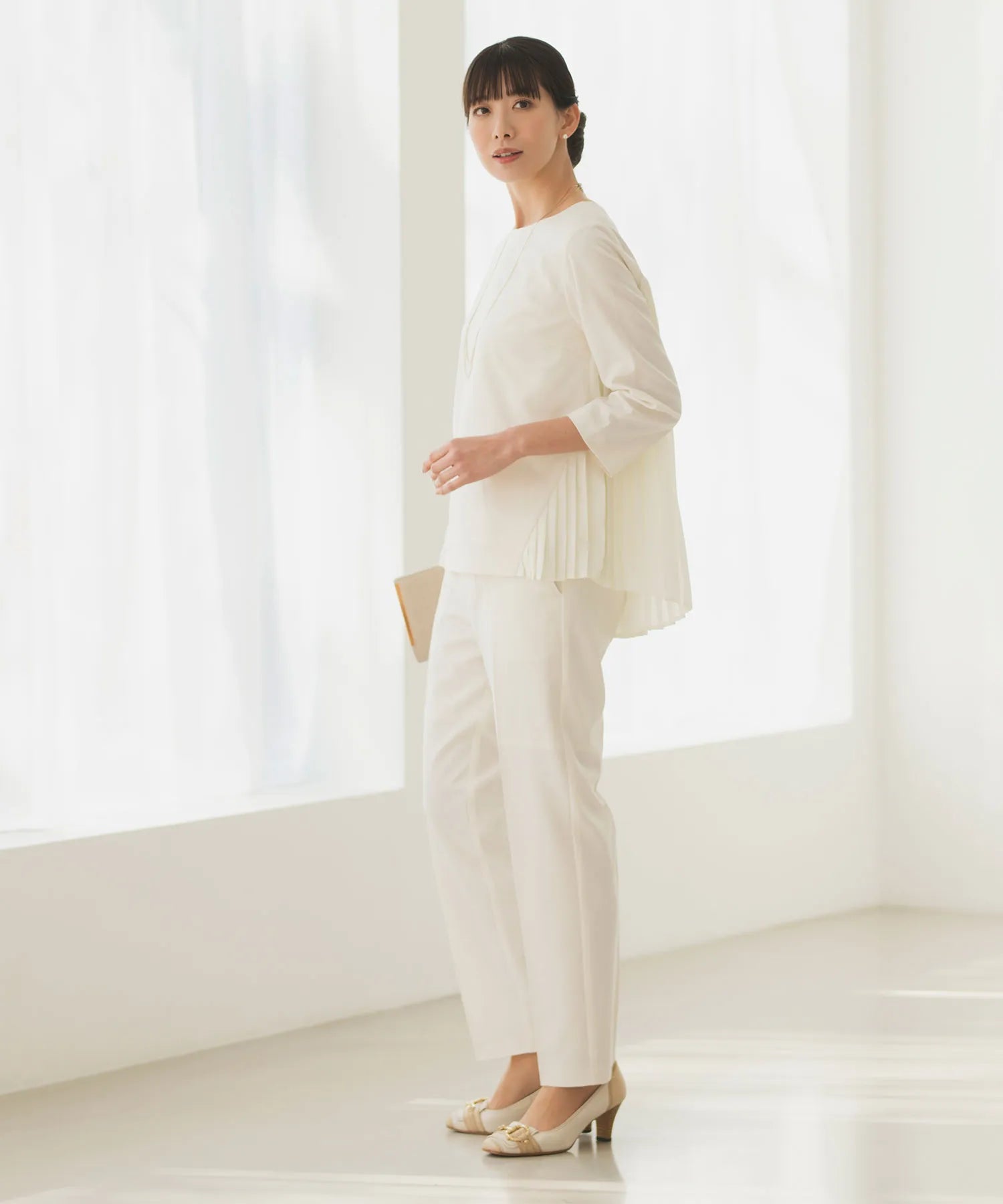 df20013_beige_01.webp