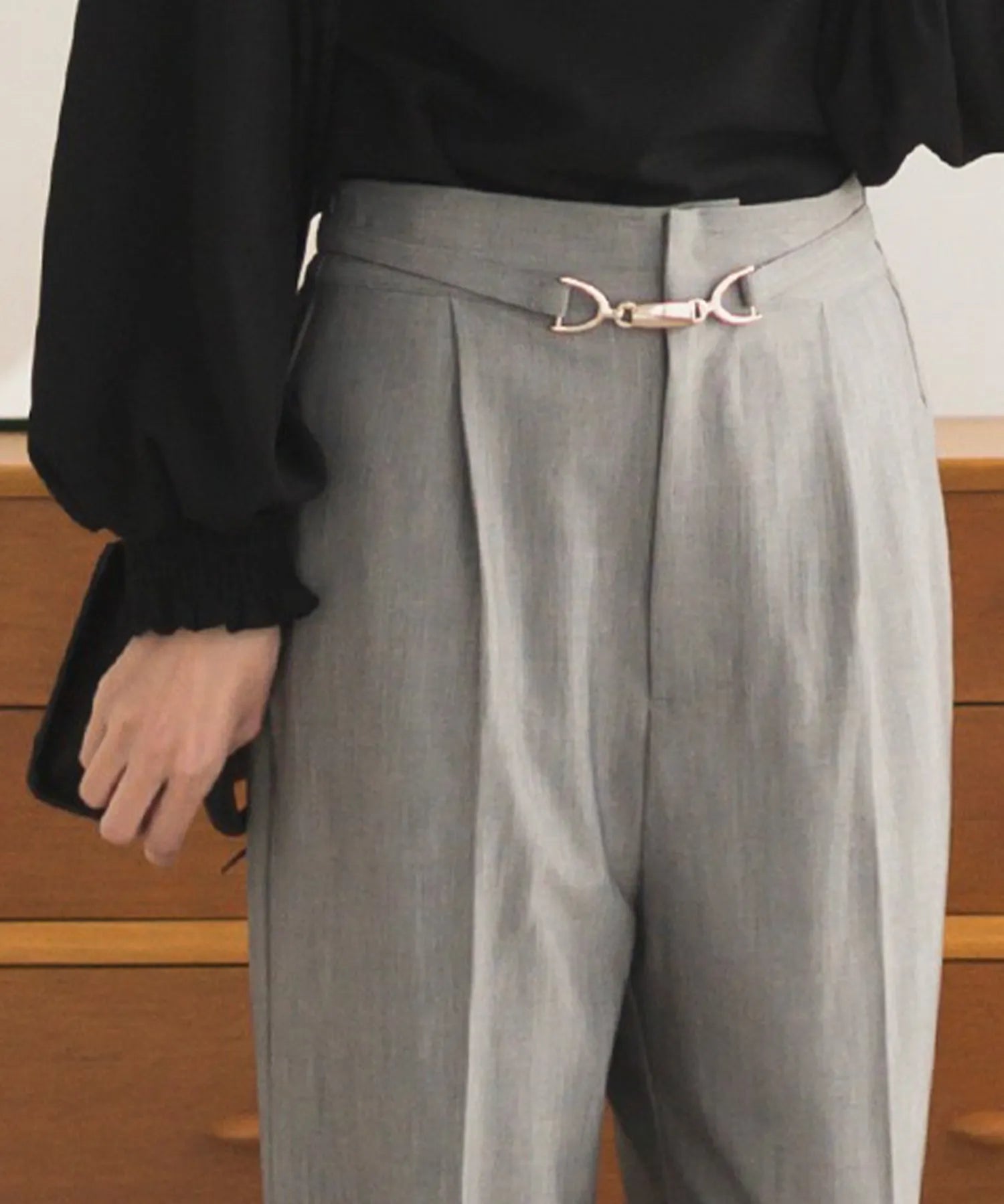 ビット付きセミワイドパンツ