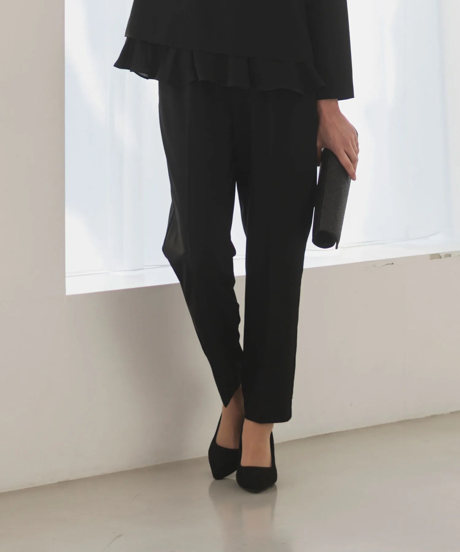 df30014_black_01.webp