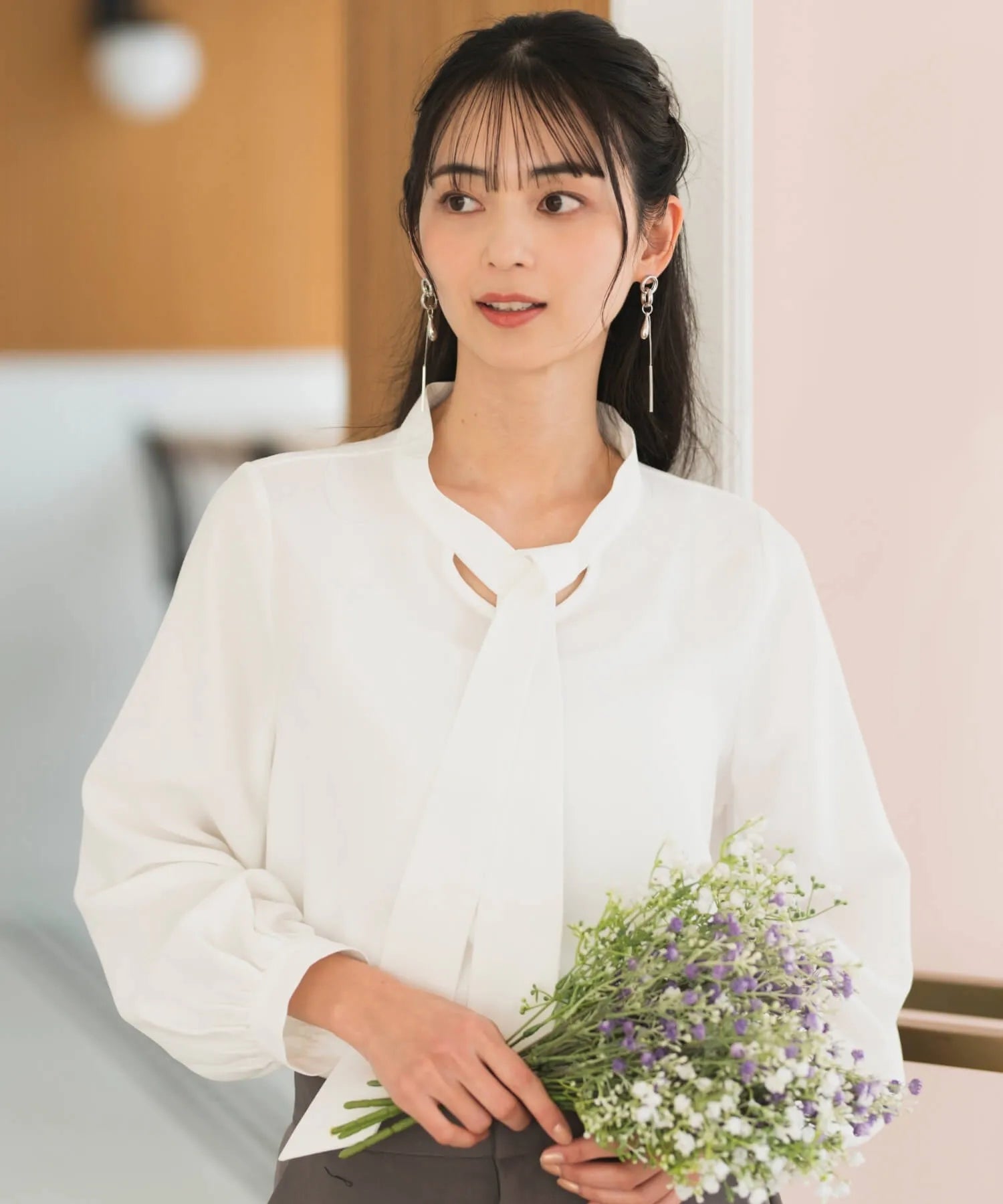 《2025新作》【洗える/防シワ加工/UV加工/花粉防止】2WAYボウタイブラウス
