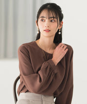 《2025新作》【洗える/防シワ加工/UV加工/花粉防止】ゆったりギャザーブラウス
