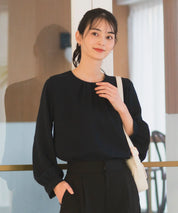 《2025新作》【洗える/防シワ加工/UV加工/花粉防止】ゆったりギャザーブラウス