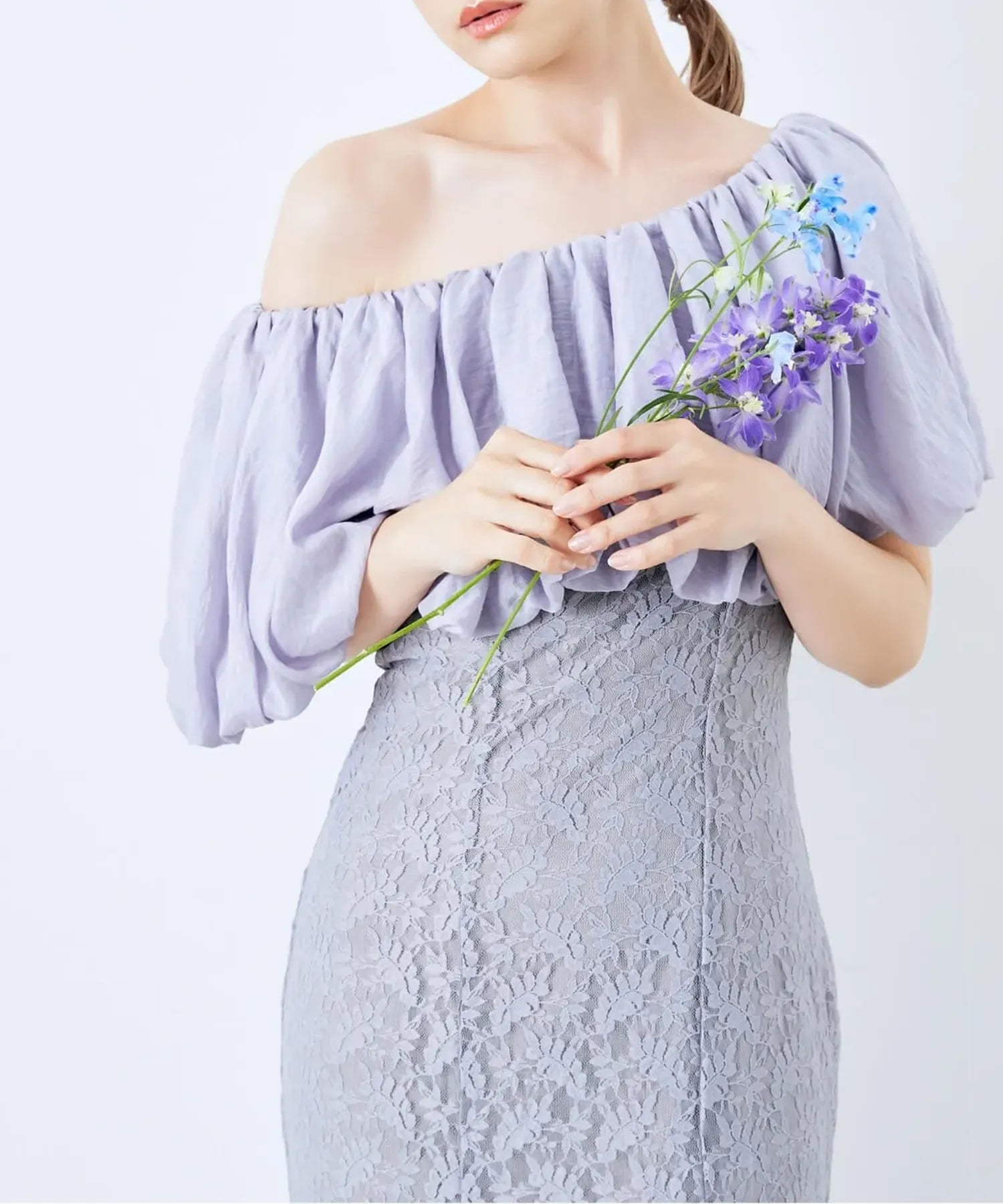 dl00001_powderblue_2_00.webp