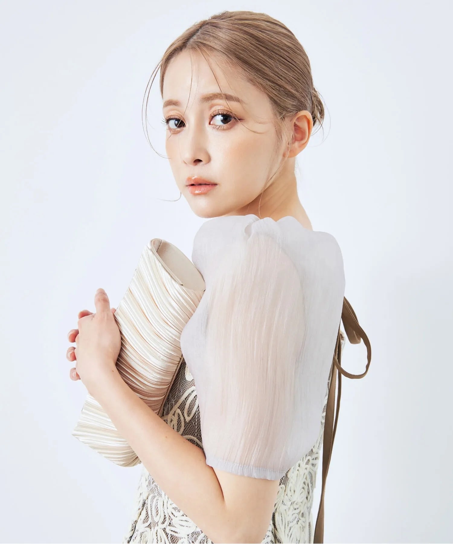 dl00002_beige_02.webp