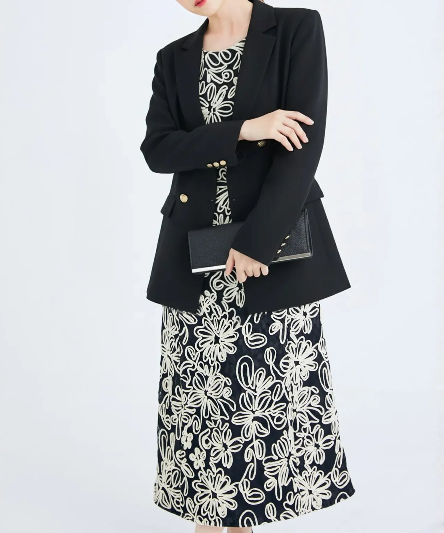 dl00002_black_2_j1.webp