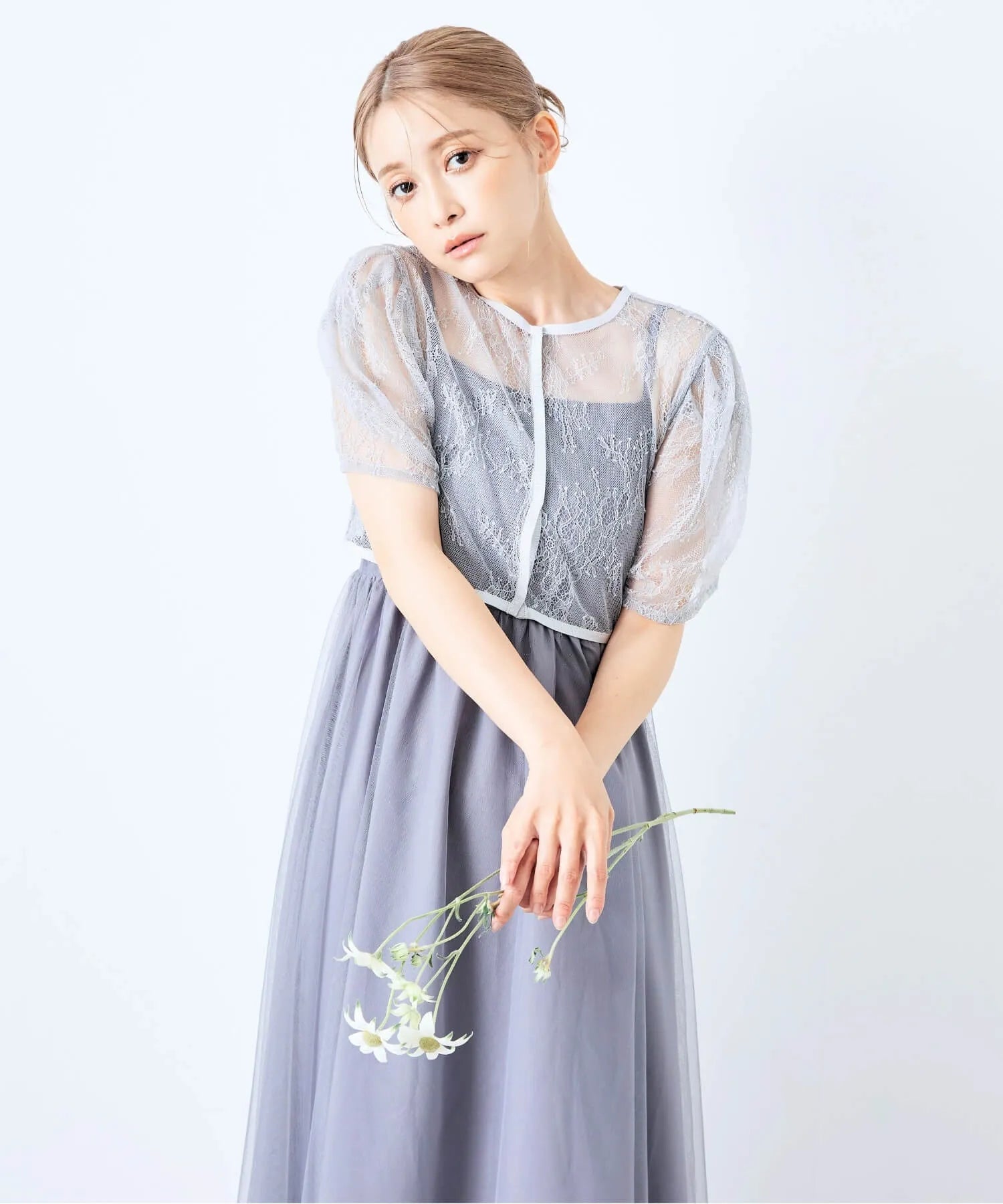 dl00004_Gray_08.webp