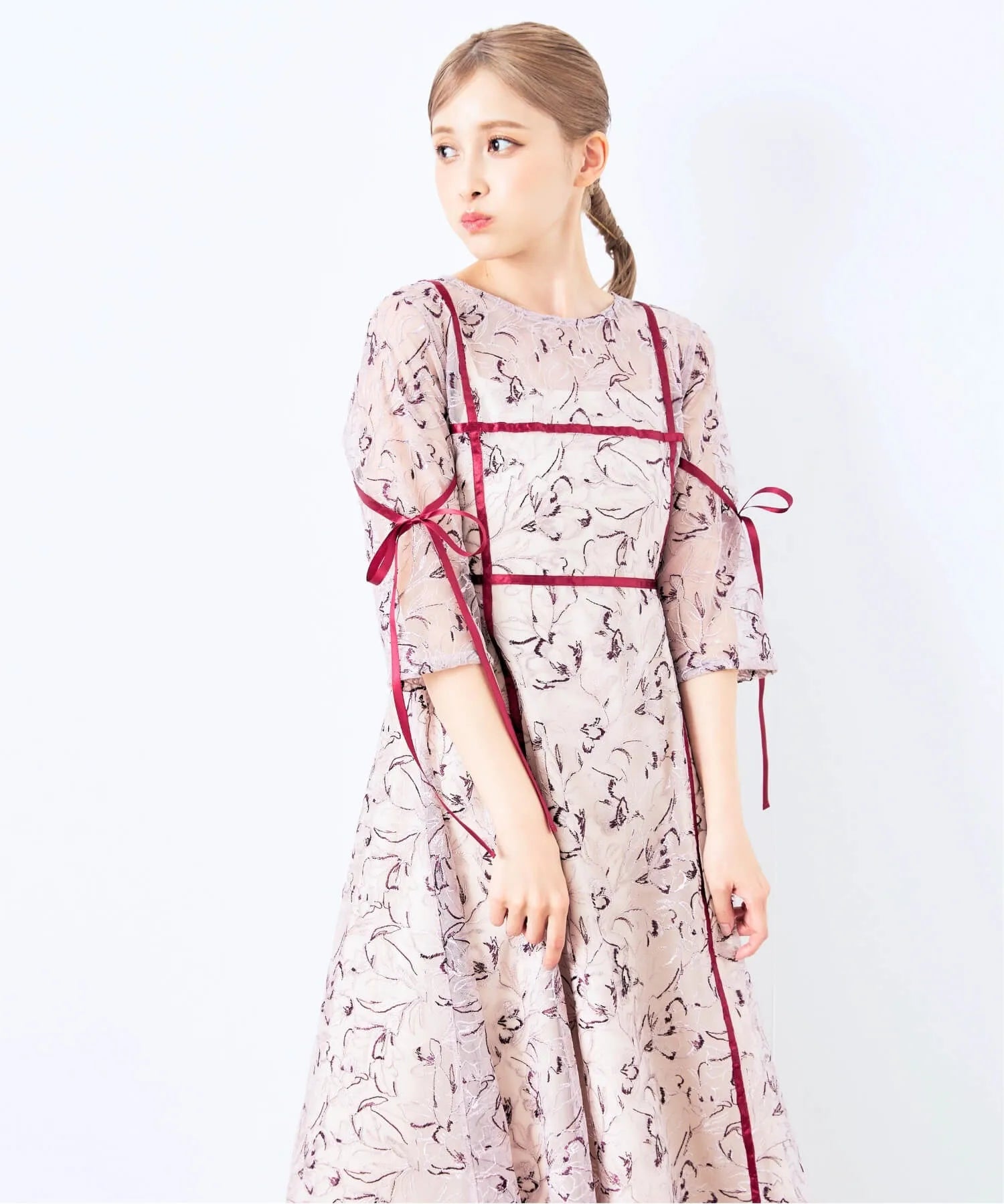 dl00005_purple_08.webp