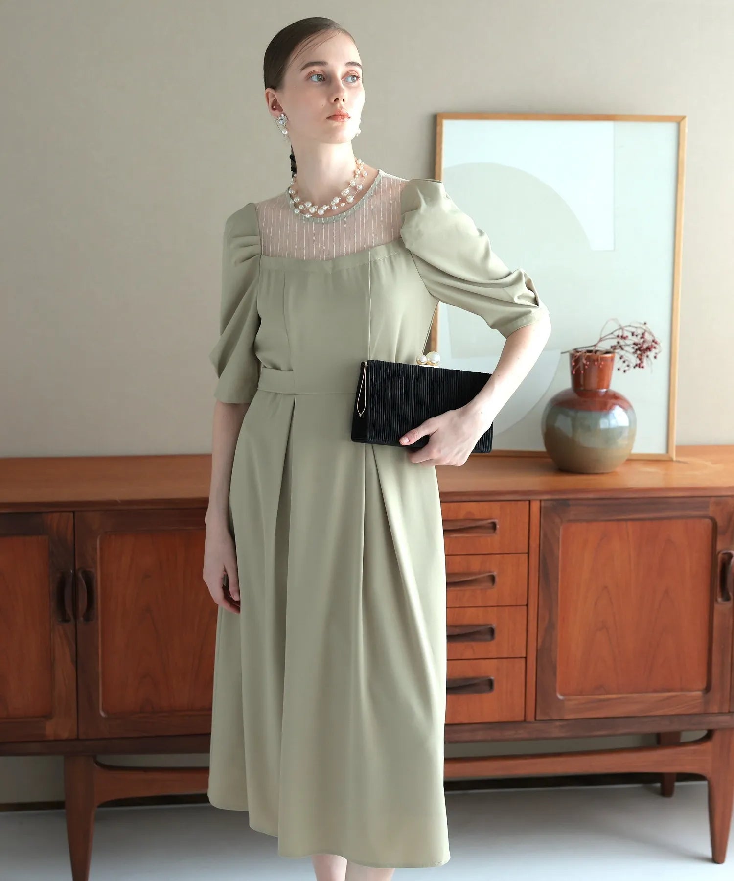 dl0185_khaki_00.webp