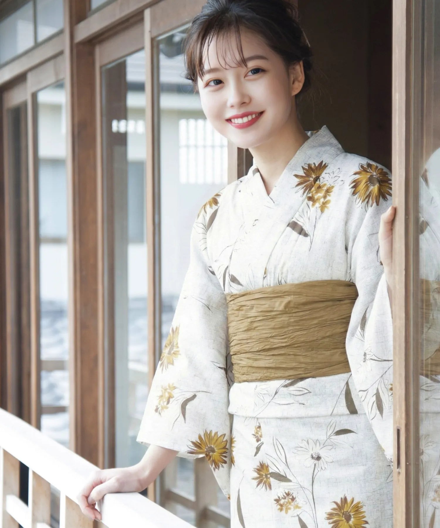 夏麗し浴衣 みやび向日葵 4点セット（浴衣・兵児帯・腰紐×2)
