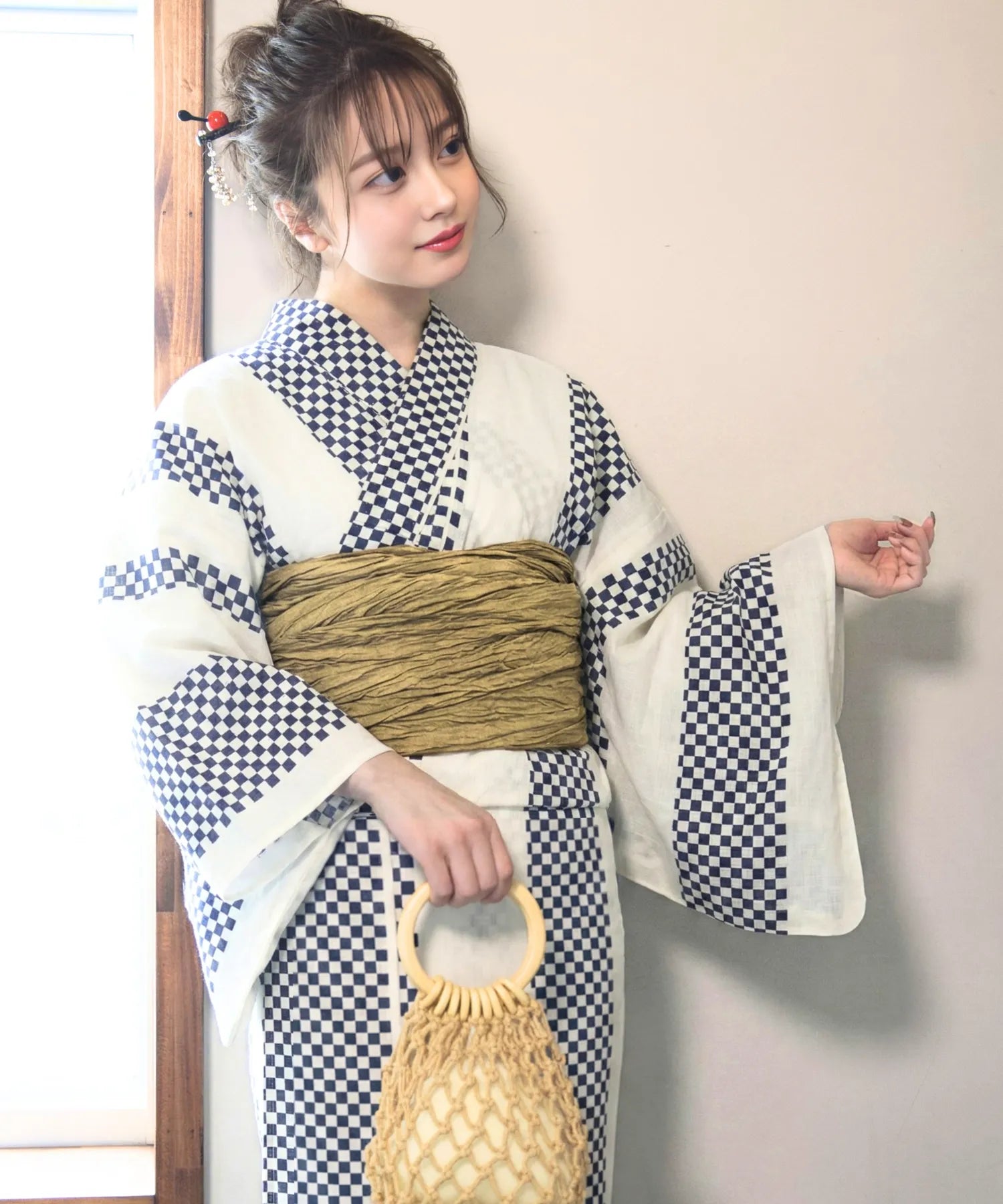 lcyu-0246x_26_00.webp