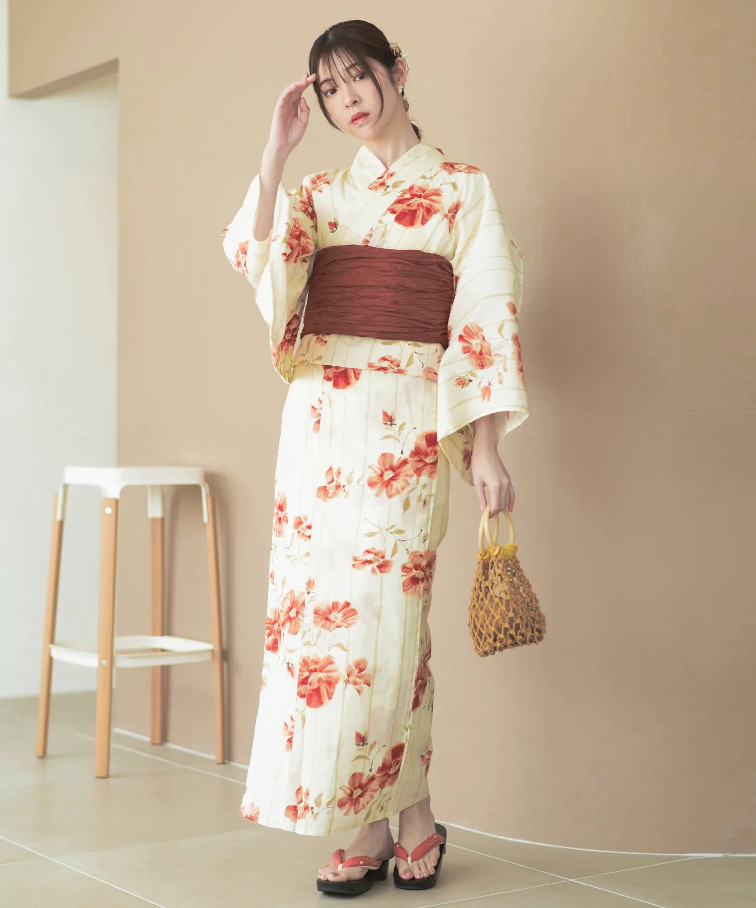 lcyu-0272g_00_c5a7075f-c43e-4848-9527-6ef38ab60f7d.webp