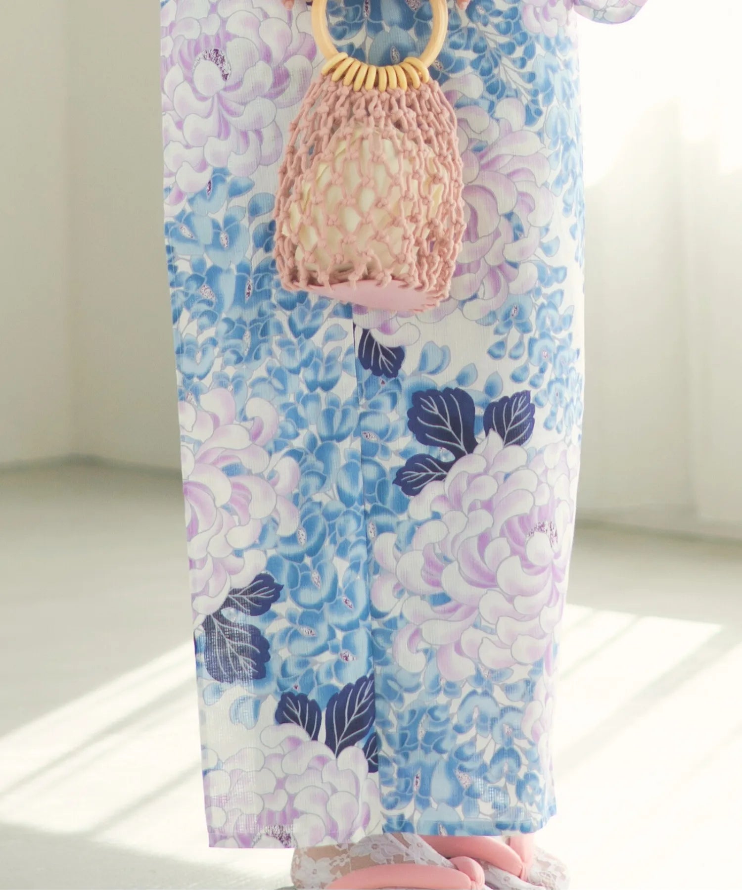 煌やか花浴衣 甘い菊藤咲き 下駄付き5点セット(浴衣・兵児帯・腰紐×2・下駄)