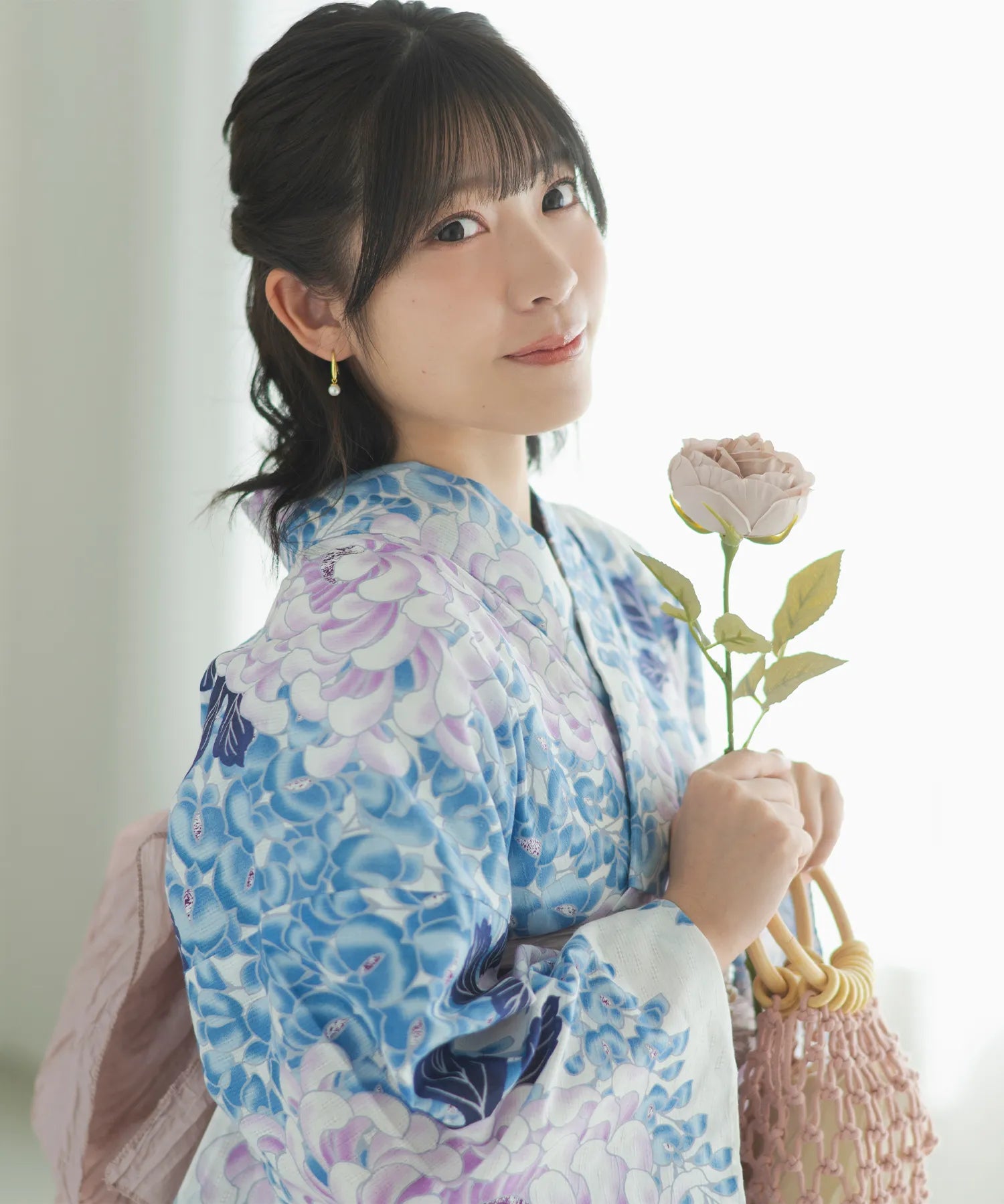 煌やか花浴衣 甘い菊藤咲き 下駄付き5点セット(浴衣・兵児帯・腰紐×2・下駄)