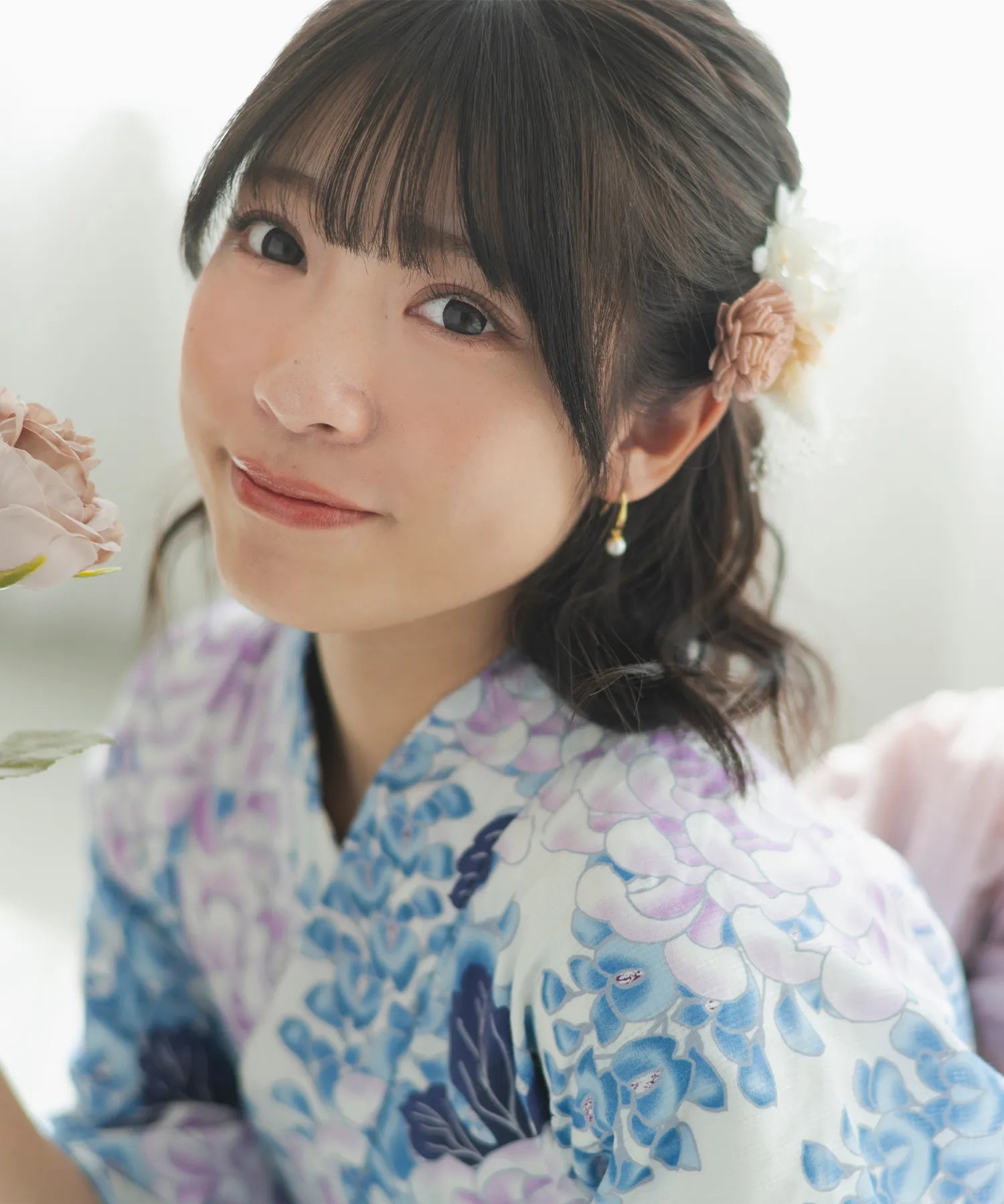 煌やか花浴衣 甘い菊藤咲き 下駄付き5点セット(浴衣・兵児帯・腰紐×2・下駄)