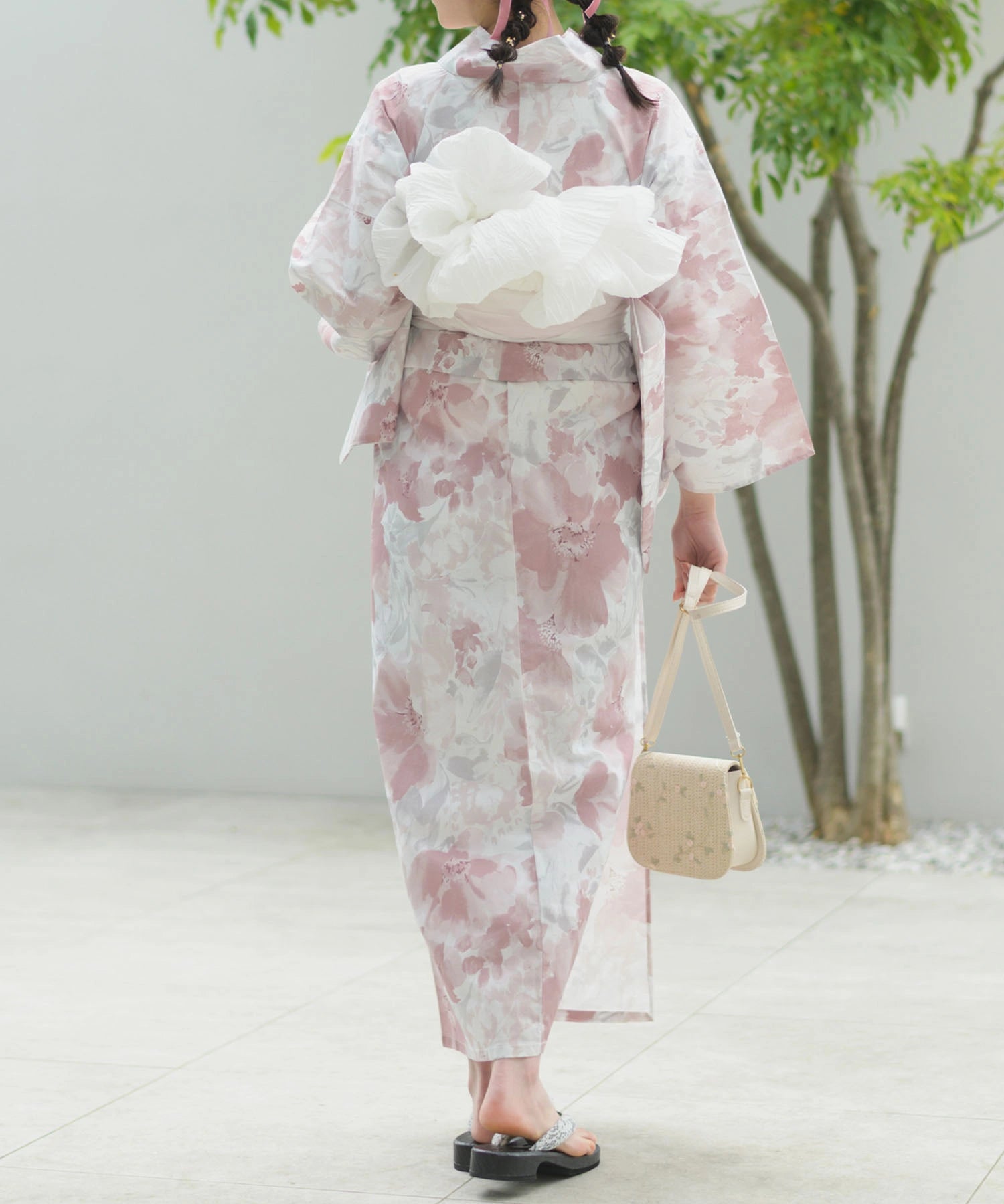 夏恋浴衣 恋花模様 下駄付き5点セット(浴衣・兵児帯・腰紐×2・下駄)