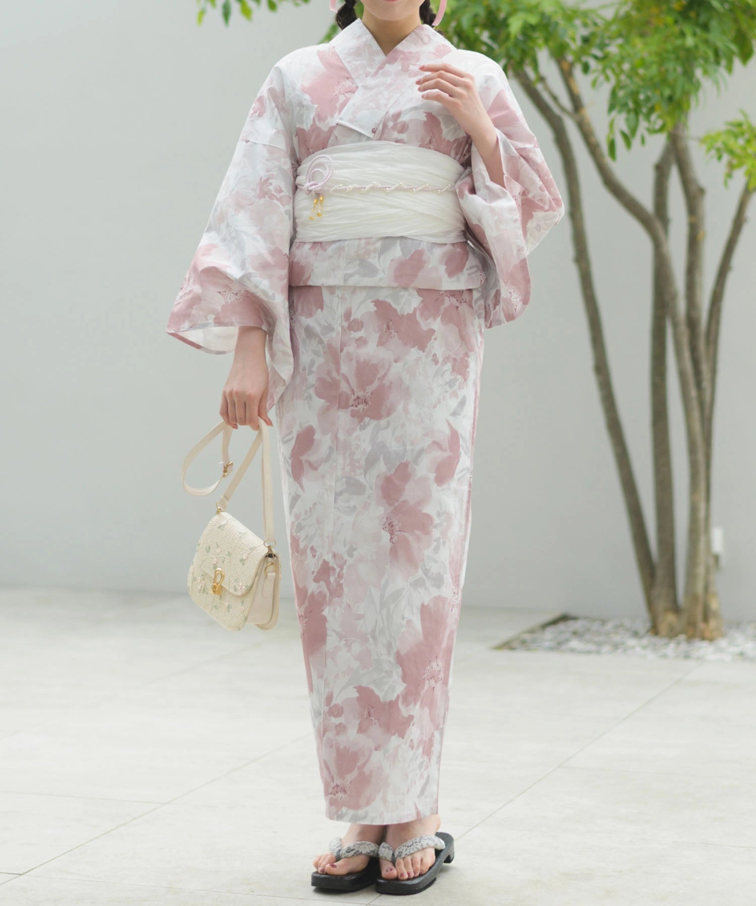 夏恋浴衣 恋花模様 下駄付き5点セット(浴衣・兵児帯・腰紐×2・下駄)