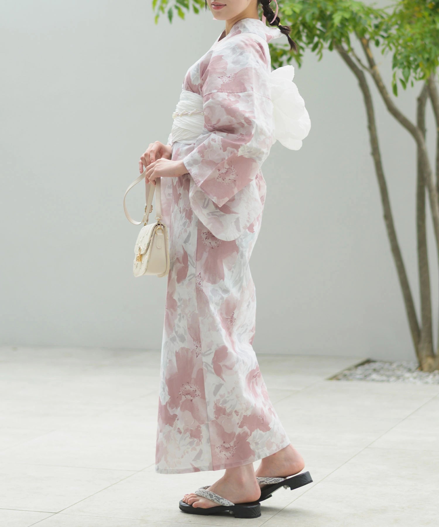 夏恋浴衣 恋花模様 下駄付き5点セット(浴衣・兵児帯・腰紐×2・下駄)