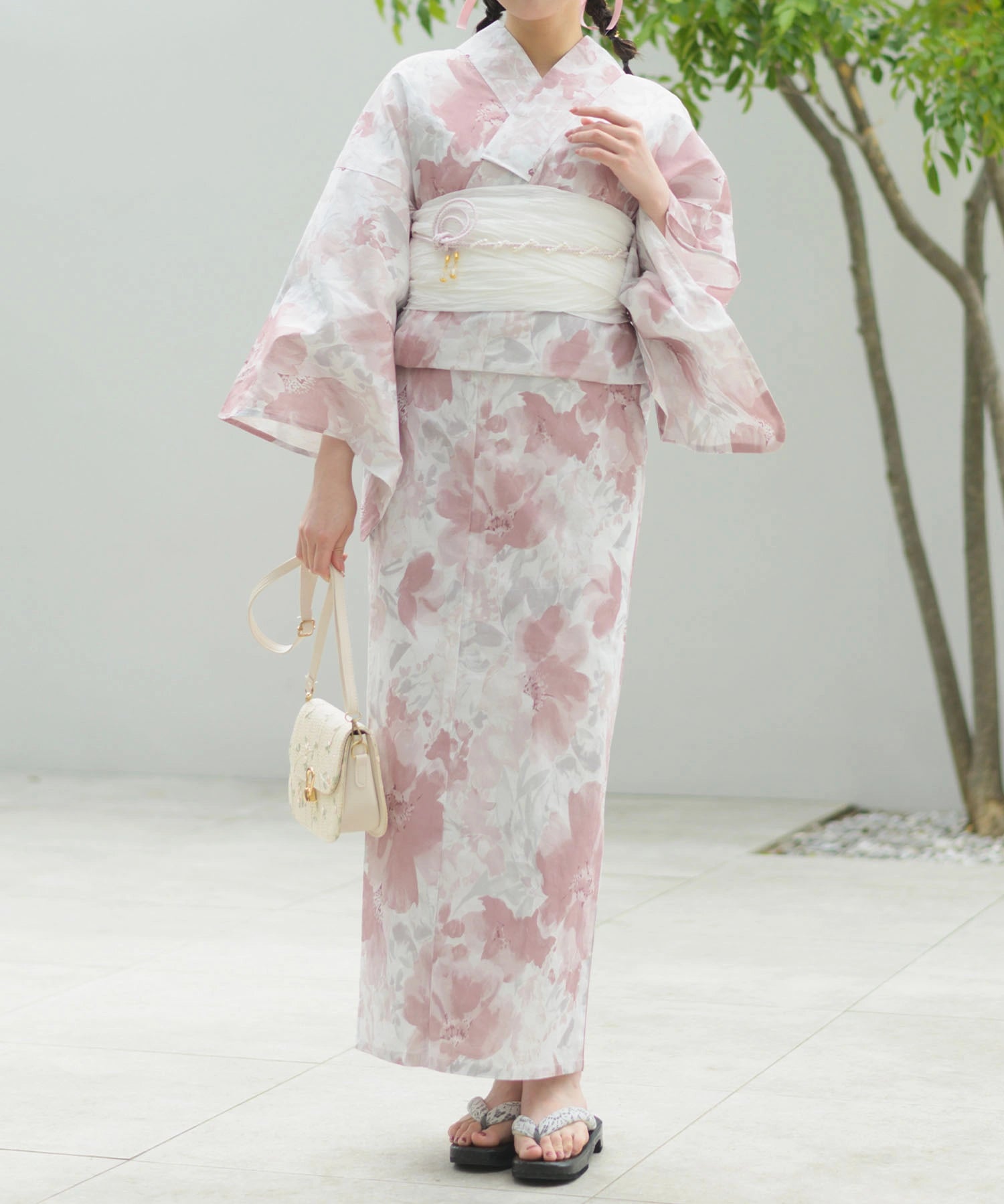 夏恋浴衣 恋花模様 下駄付き5点セット(浴衣・兵児帯・腰紐×2・下駄)