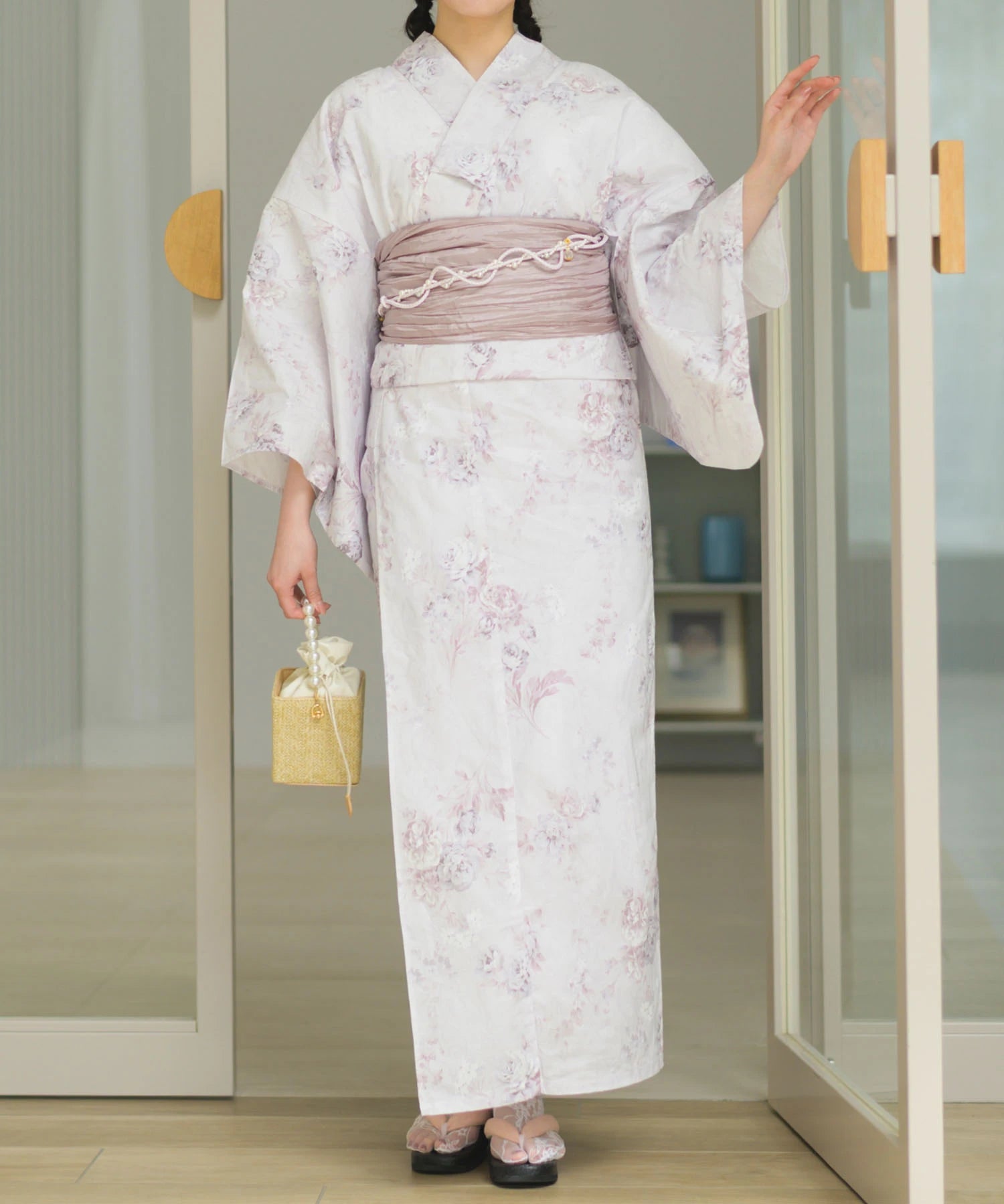 夏恋浴衣 ロココ調ほんわかローズミルク 下駄付き5点セット(浴衣・兵児帯・腰紐×2・下駄)