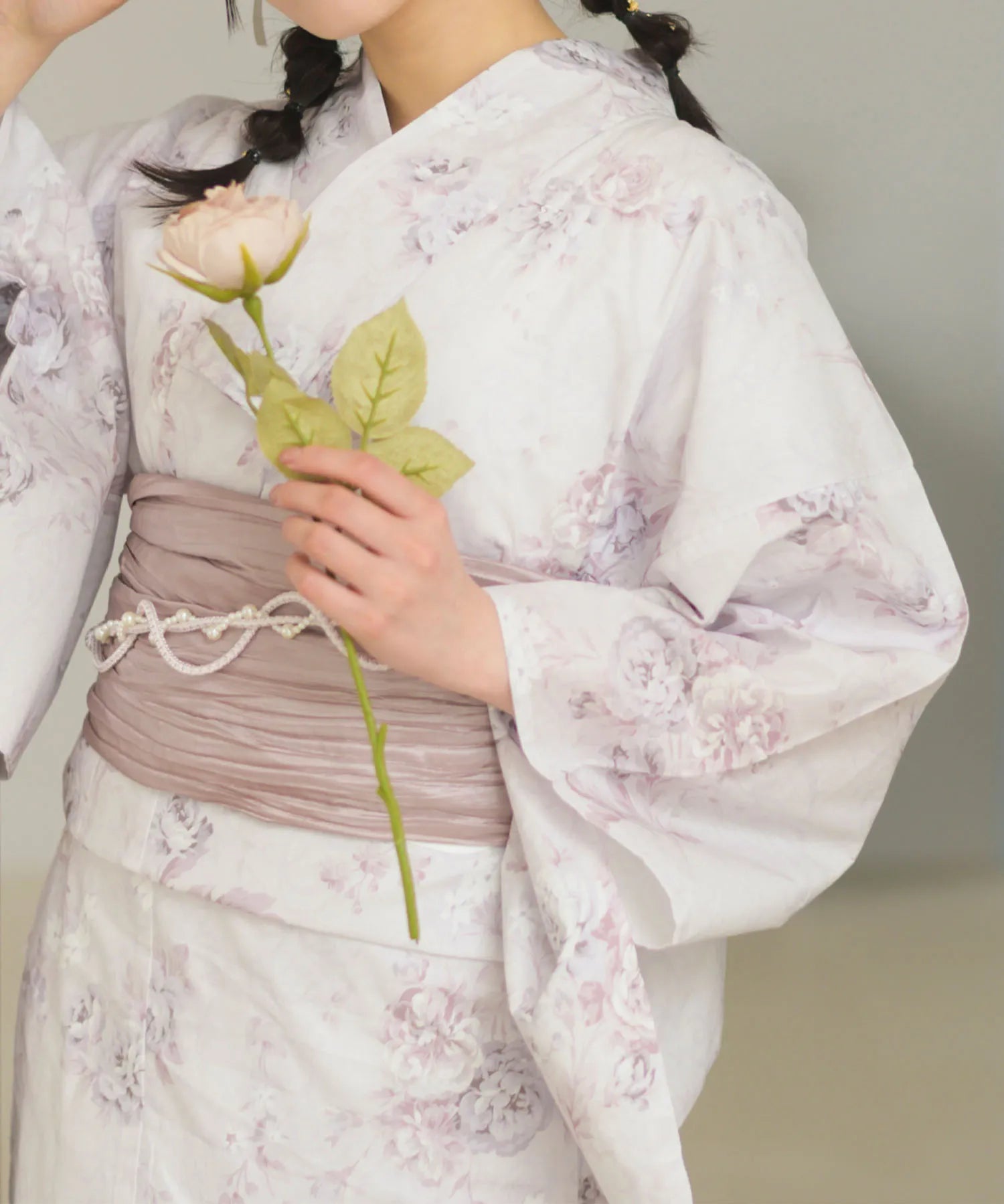 夏恋浴衣 ロココ調ほんわかローズミルク 4点セット(浴衣・兵児帯・腰紐×2)