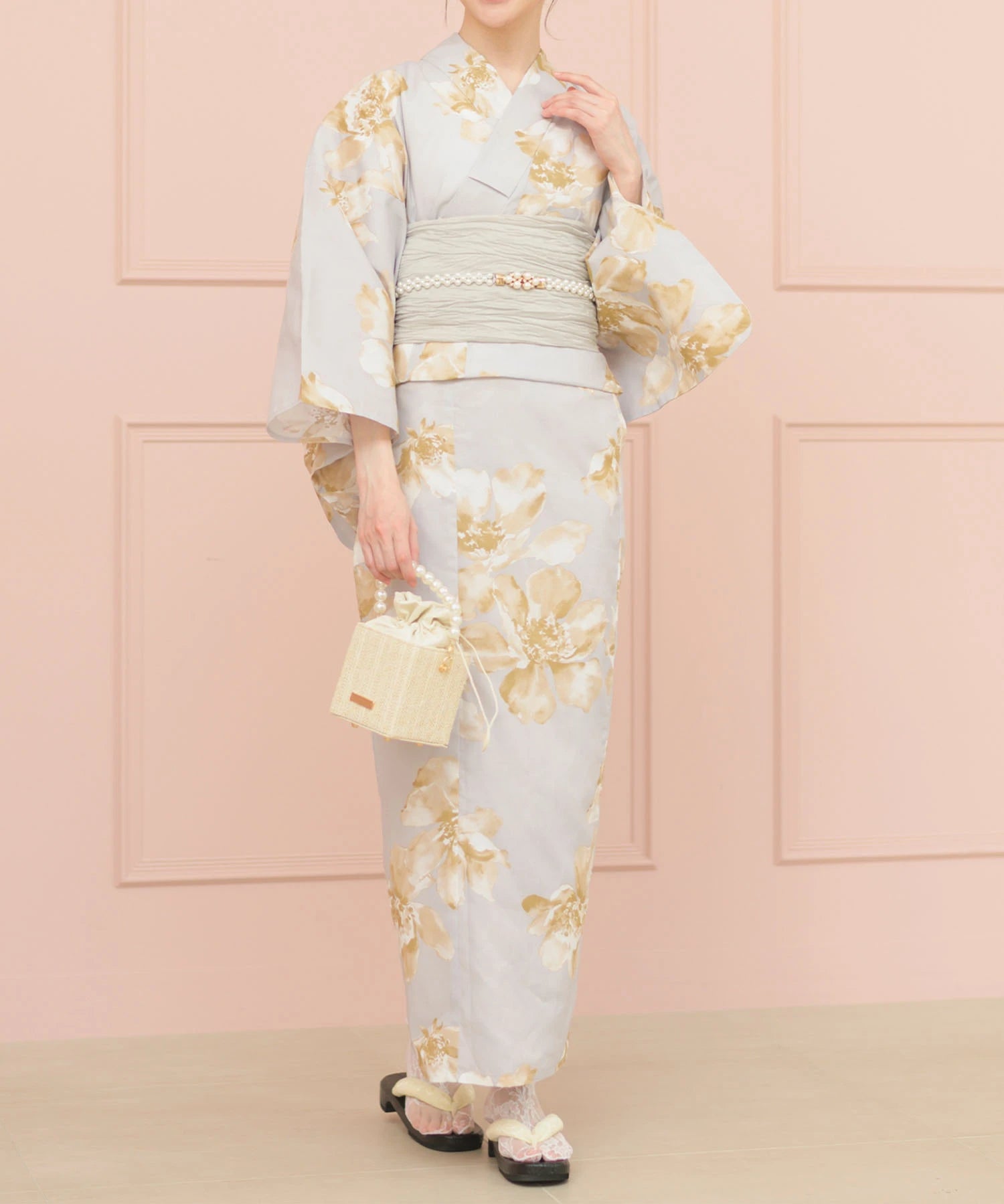 夏恋浴衣 ふわり淡花咲き 下駄付き5点セット(浴衣・兵児帯・腰紐×2・下駄)