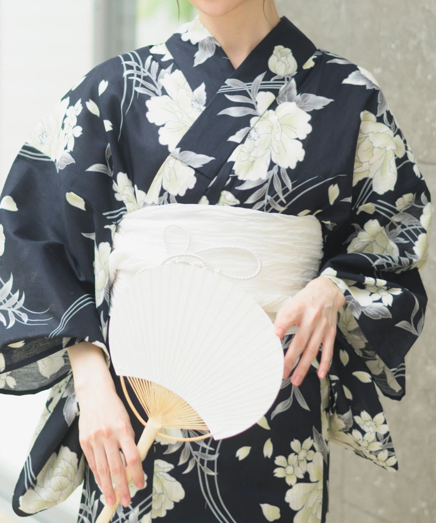 夏宵浴衣 ゆらめき牡丹 4点セット(浴衣・兵児帯・腰紐×2)