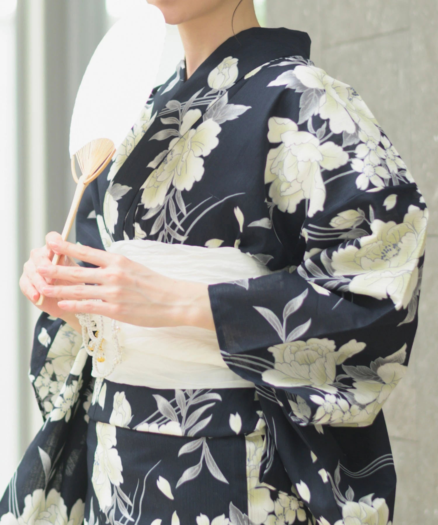 夏宵浴衣 ゆらめき牡丹 4点セット(浴衣・兵児帯・腰紐×2)