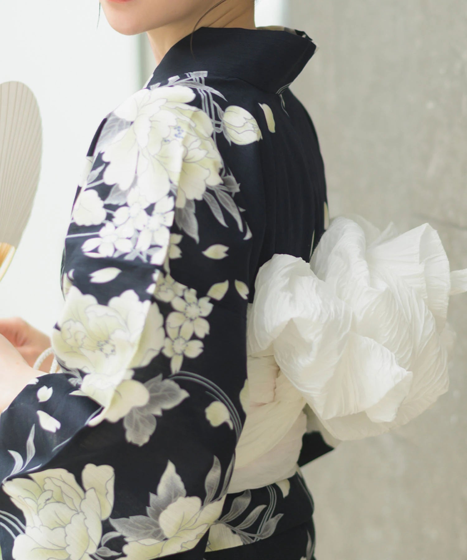 夏宵浴衣 ゆらめき牡丹 4点セット(浴衣・兵児帯・腰紐×2)