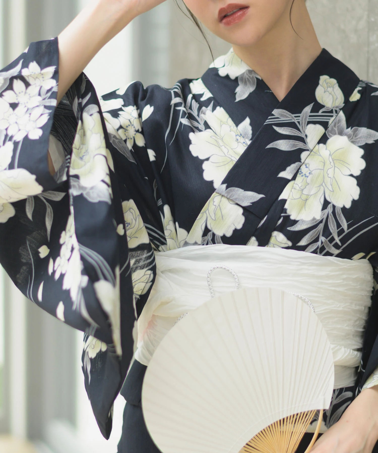 夏宵浴衣 ゆらめき牡丹 4点セット(浴衣・兵児帯・腰紐×2)