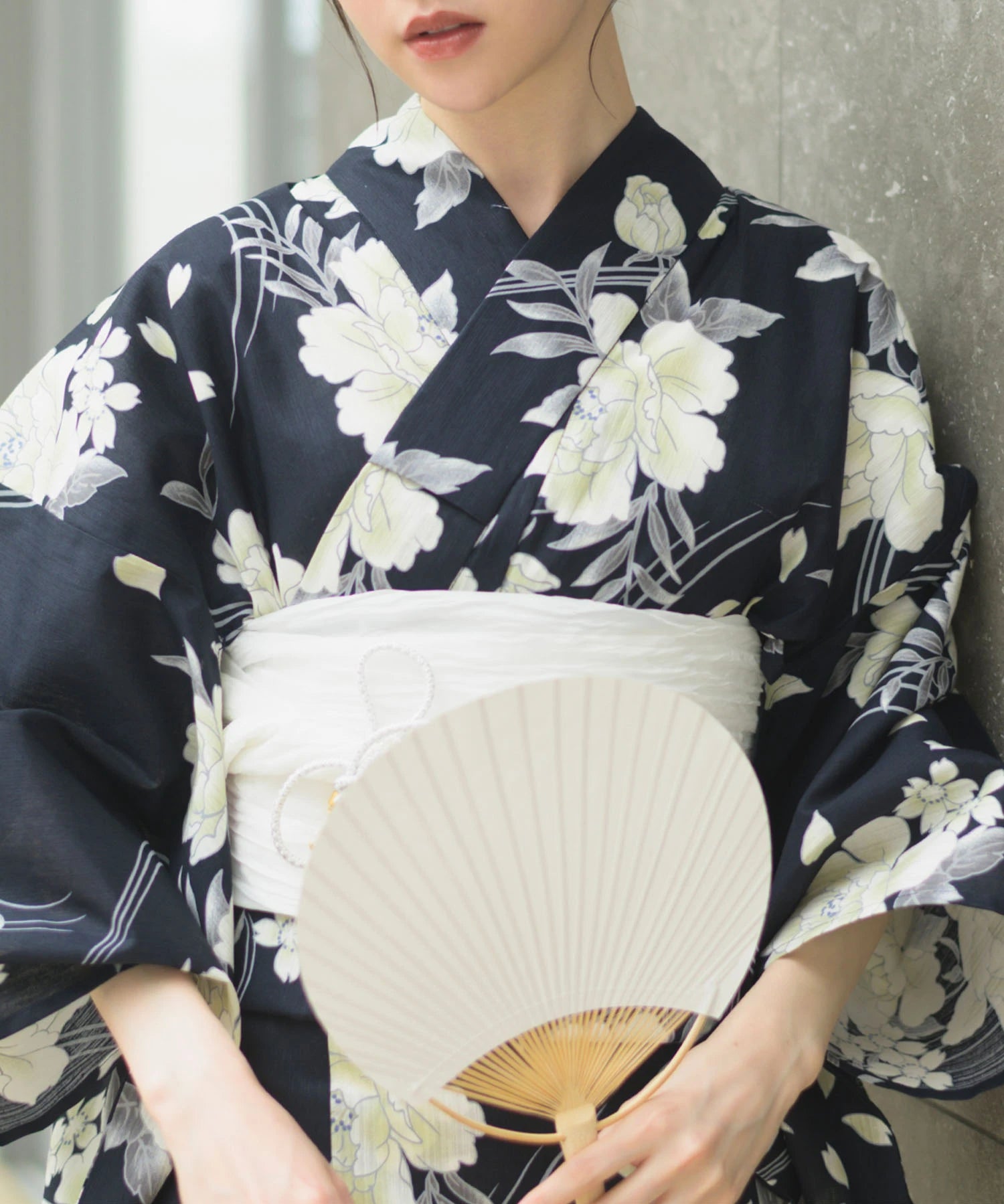 夏宵浴衣 ゆらめき牡丹 4点セット(浴衣・兵児帯・腰紐×2)