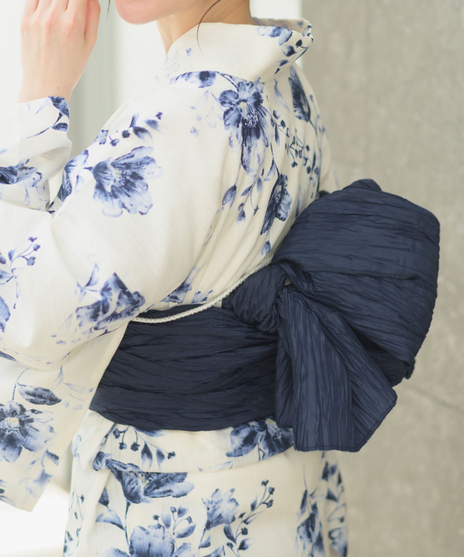 夏宵浴衣 艶麗深椿 4点セット(浴衣・兵児帯・腰紐×2)