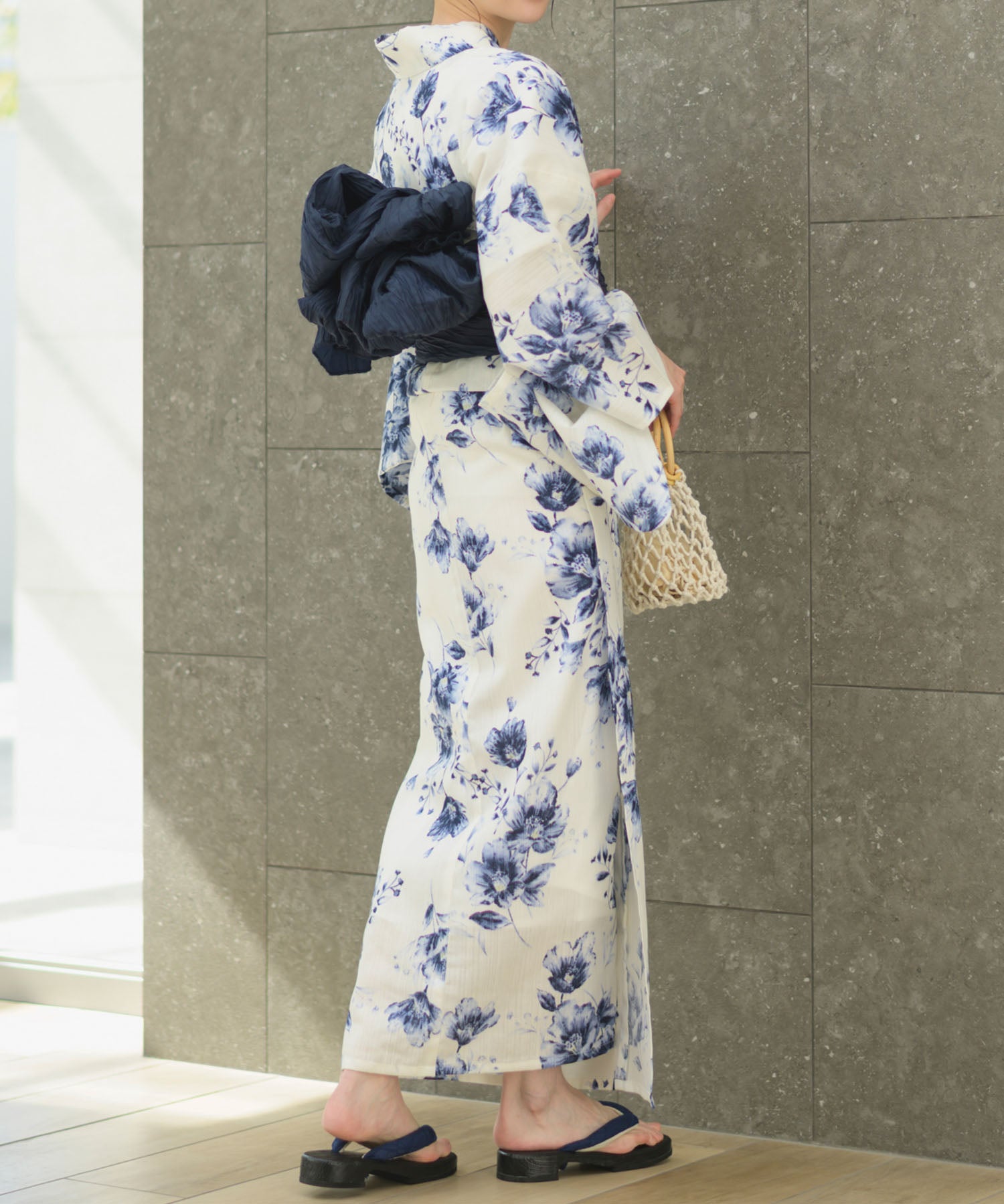 夏宵浴衣 艶麗深椿 下駄付き5点セット(浴衣・兵児帯・腰紐×2・下駄)