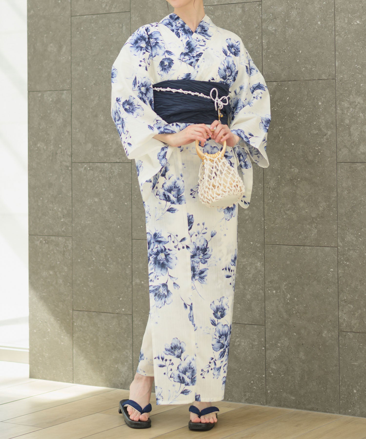 夏宵浴衣 艶麗深椿 4点セット(浴衣・兵児帯・腰紐×2) – shop-celen