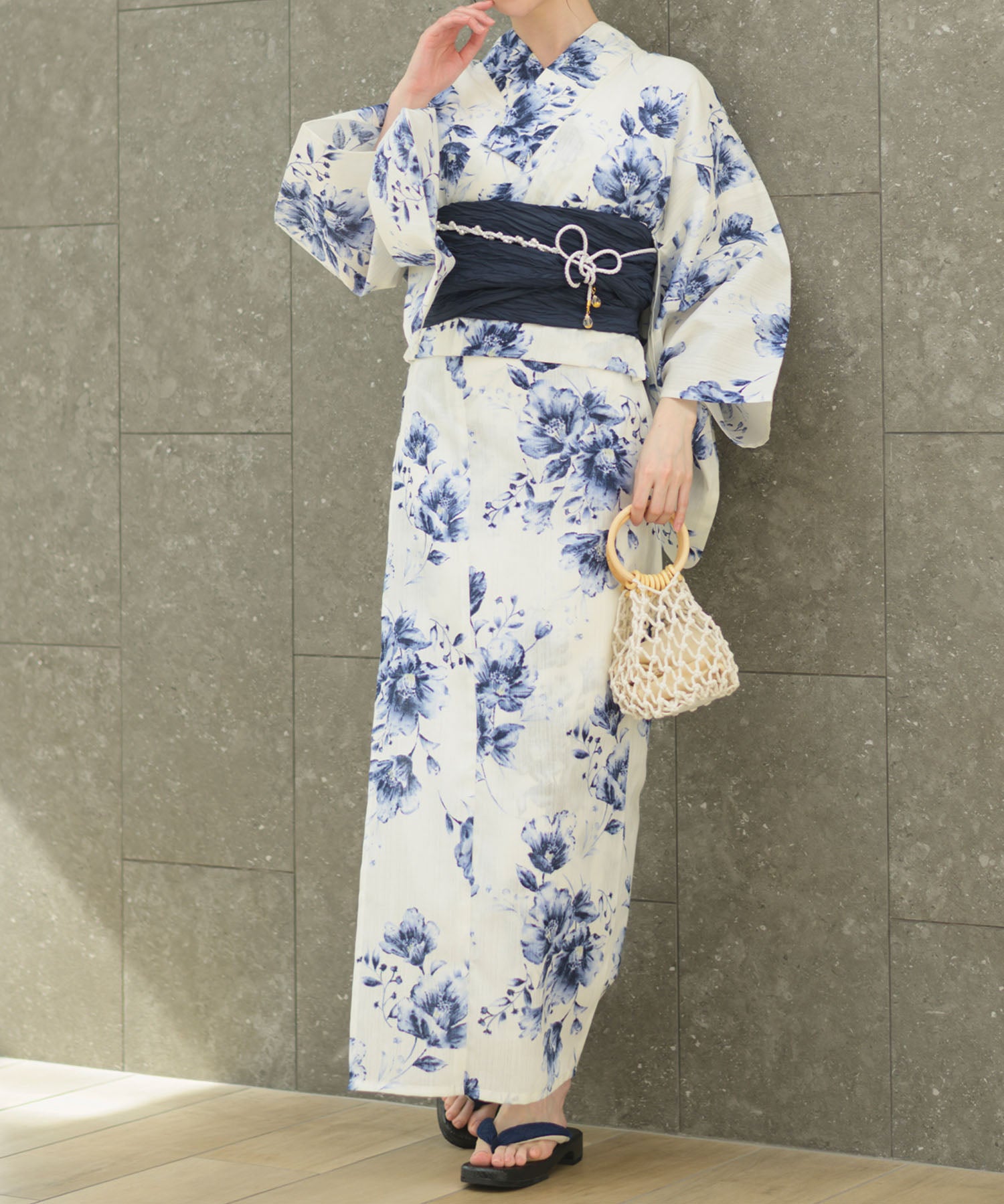 夏宵浴衣 艶麗深椿 下駄付き5点セット(浴衣・兵児帯・腰紐×2・下駄)