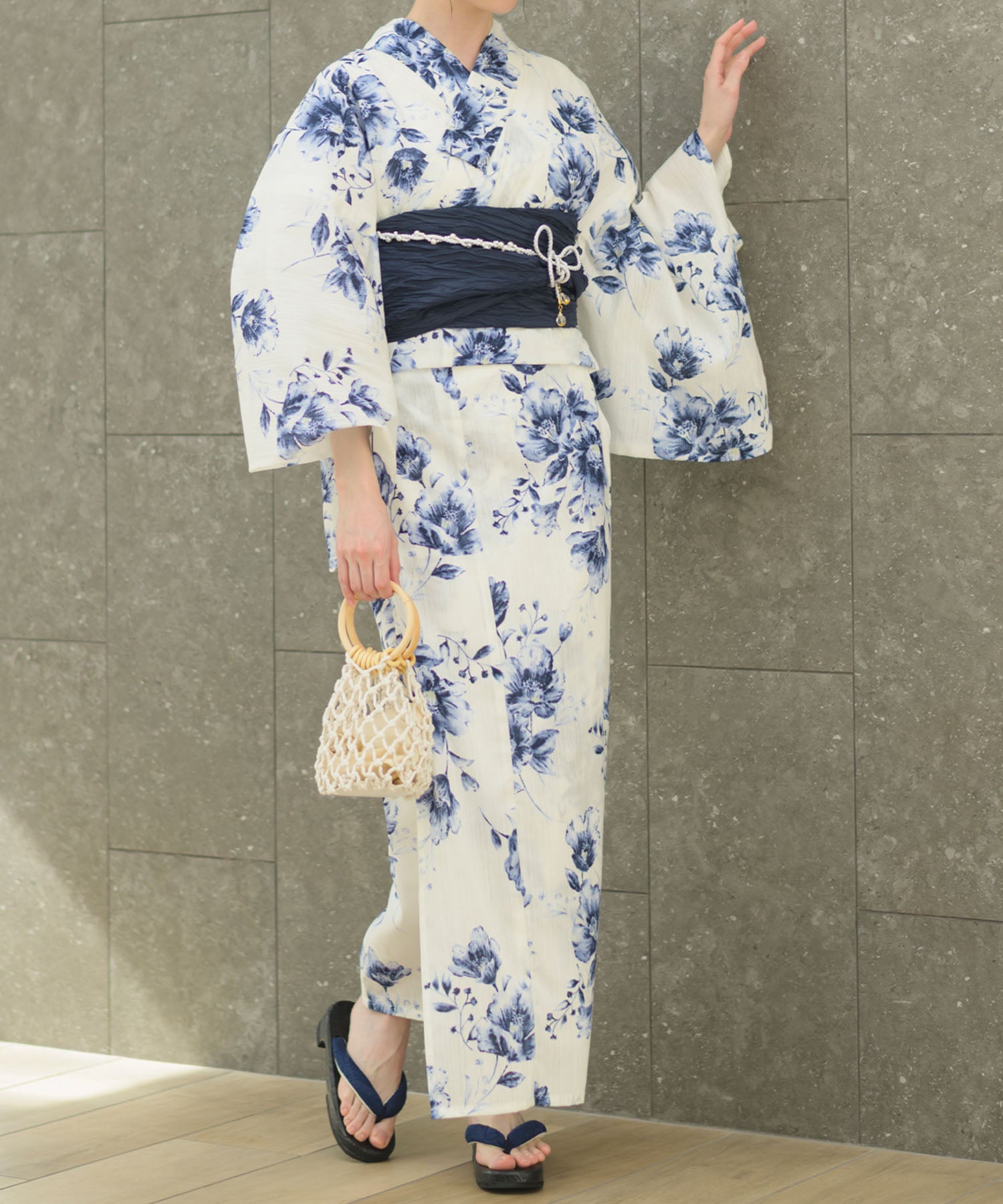 夏宵浴衣 艶麗深椿 下駄付き5点セット(浴衣・兵児帯・腰紐×2・下駄)