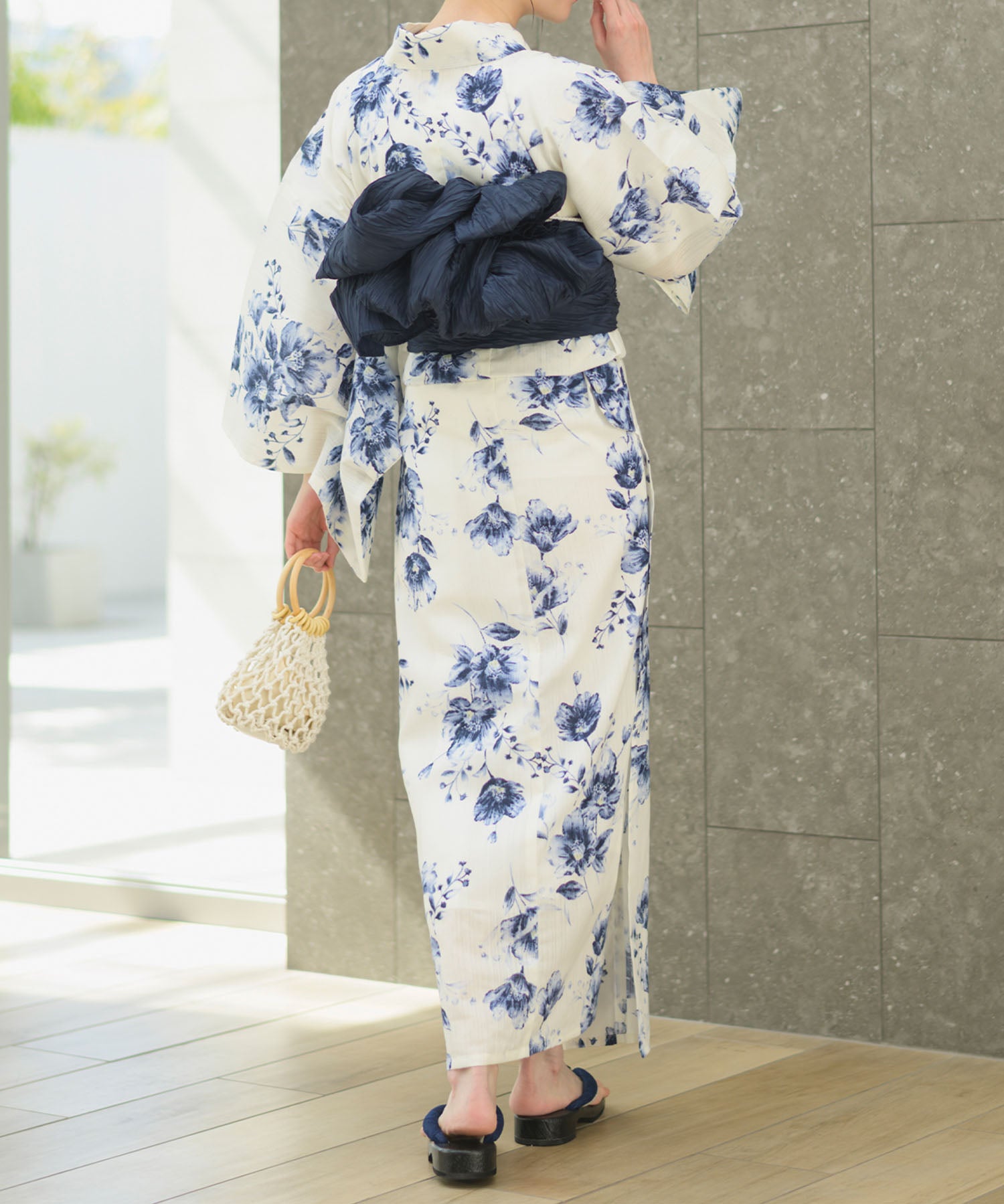 夏宵浴衣 艶麗深椿 下駄付き5点セット(浴衣・兵児帯・腰紐×2・下駄)